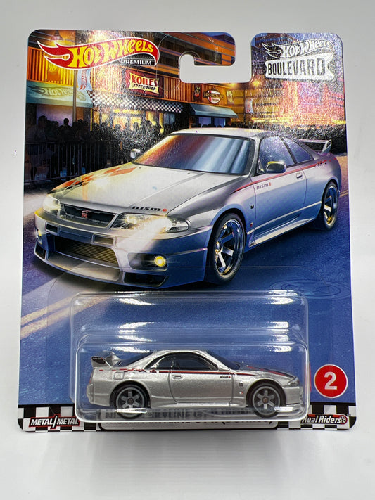 Hot Wheels Premium Boulevard #2 Nissan Skyline GT-R BCNR33 Silver Nismo W/Protector 1