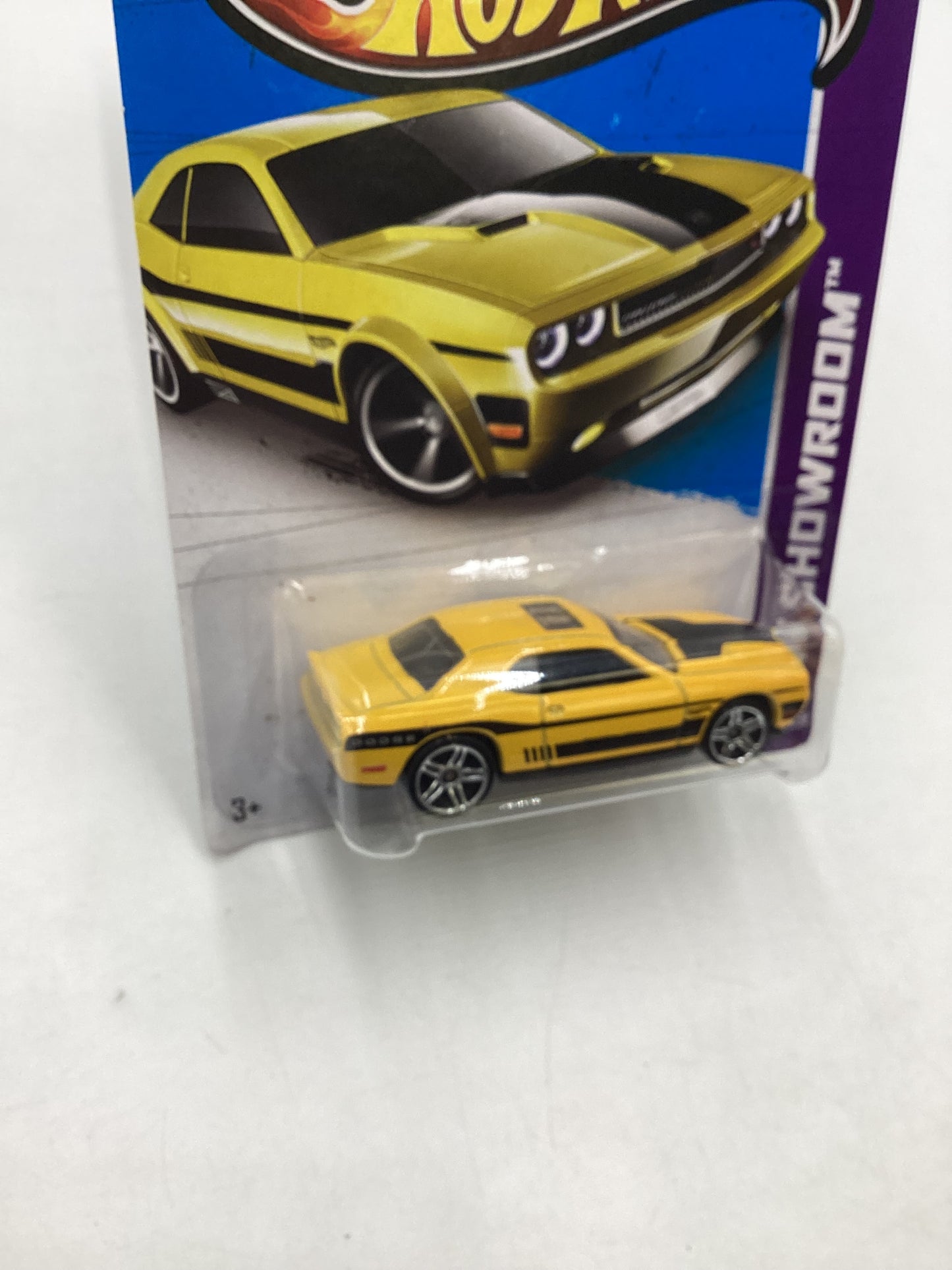 2013 Hot Wheels #227 08 Dodge Challenger SRT8 Yellow 46G