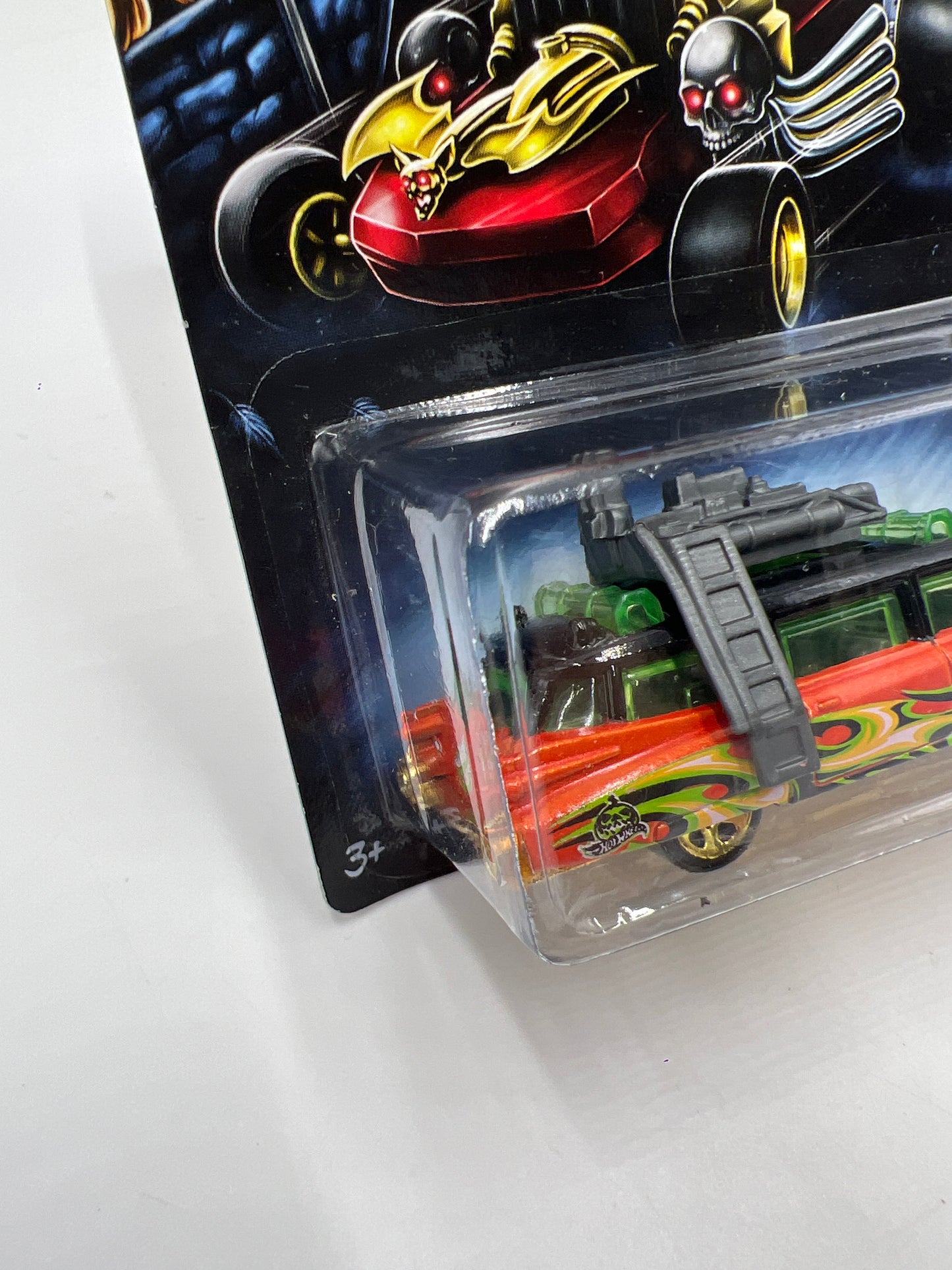 2014 Hot Wheels Kroger Exclusive Happy Halloween Set #5 Ghostbusters Ecto-1 Orange