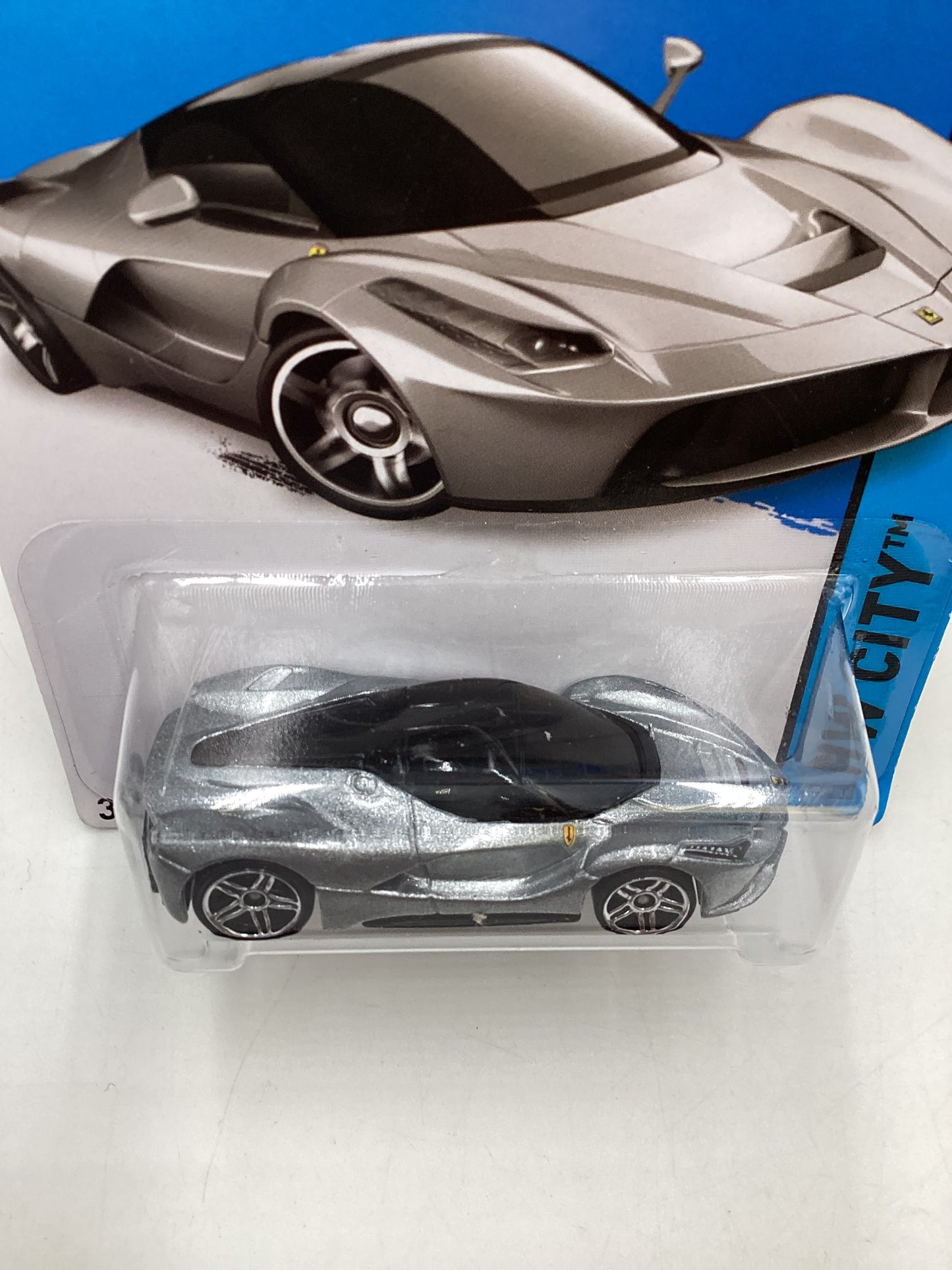 2014 Hot wheels #38 Laferrari Silver w/Protector