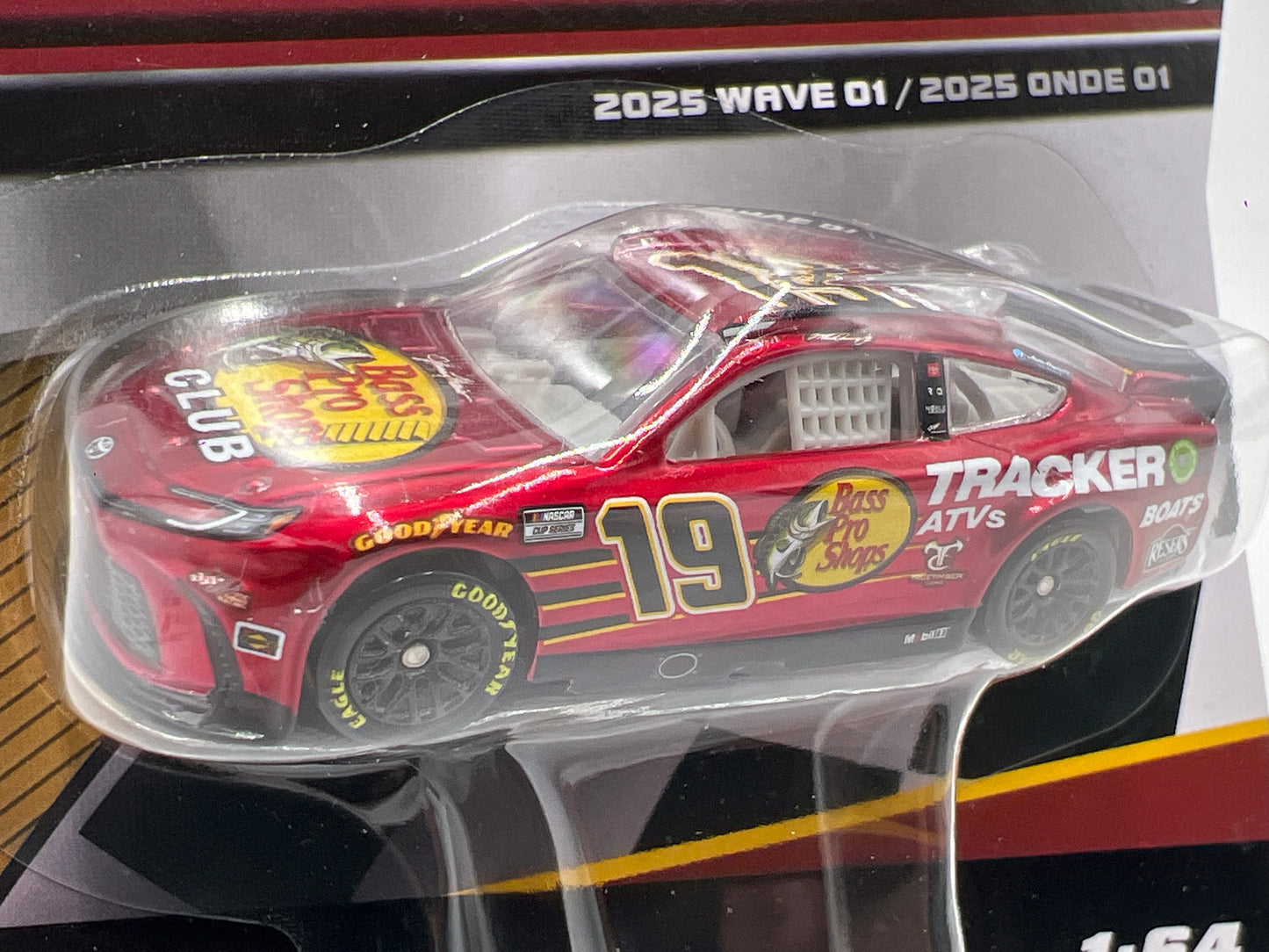 2025 Nascar Authentics Wave 1 Liquid Color CHASE Martin Truex Jr #19 Red