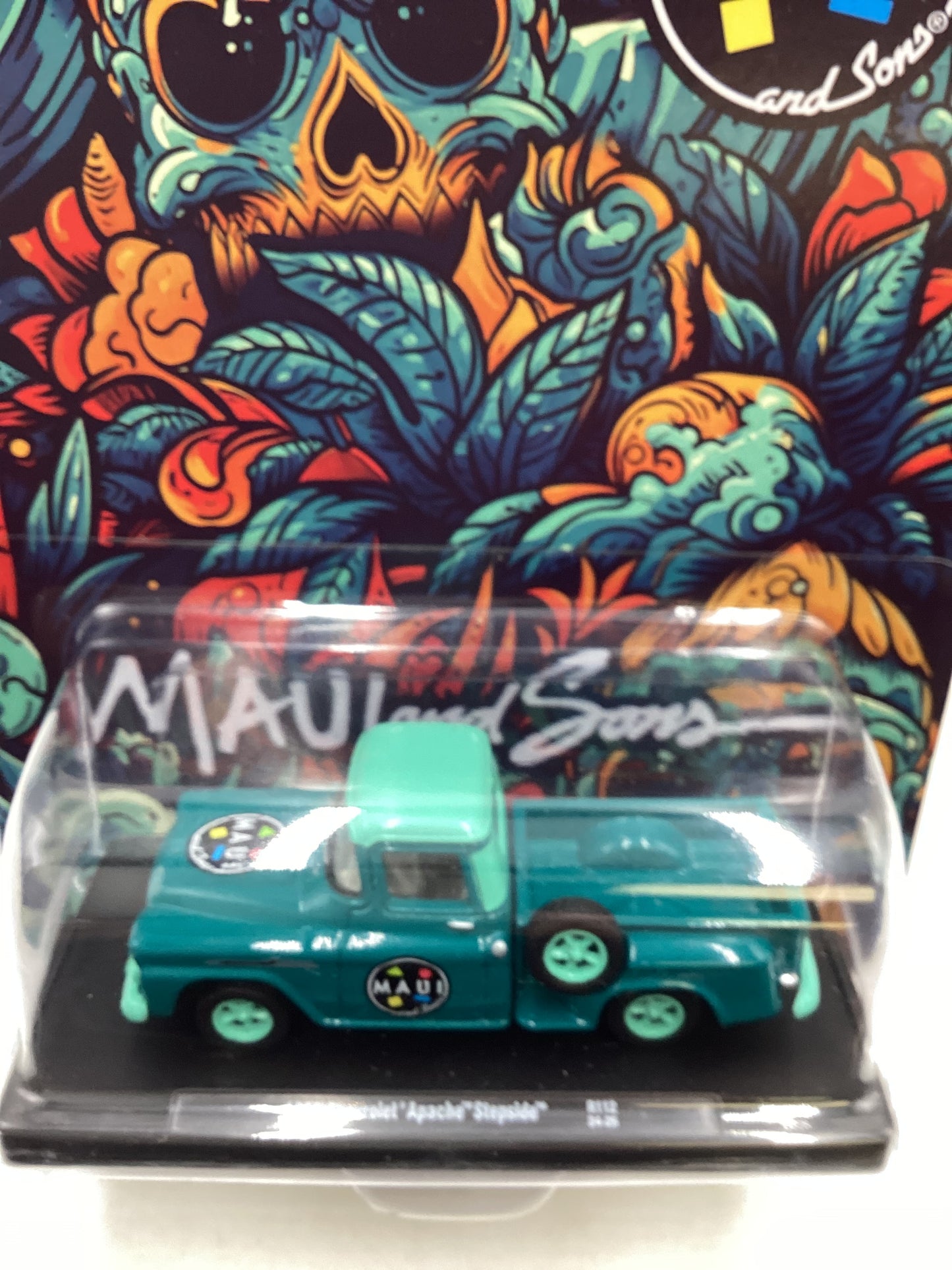 M2 Machines Maui and Sons 1958 Chevrolet Apache Stepside R112 199A