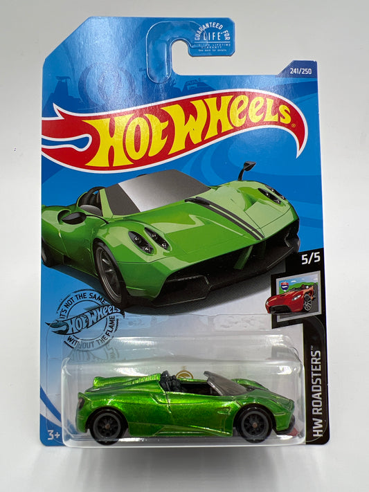 2020 Hot Wheels Super Treasure Hunt #241 17 Pagani Huayra Roadster Green W/Protector