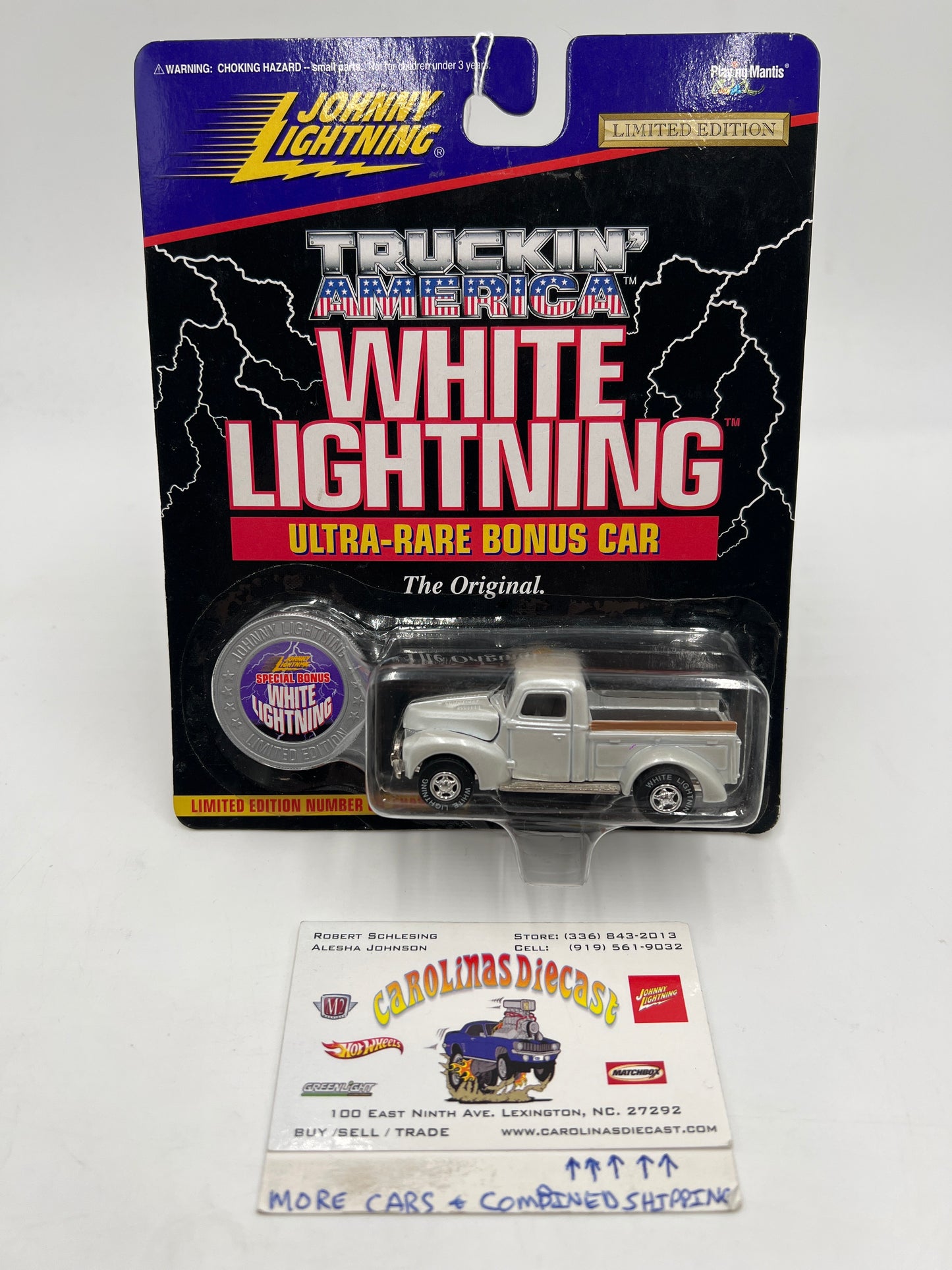 Johnny Lightning White Lightning Chase Truckin America #468 1940 Ford Truck White 1 Black Bed