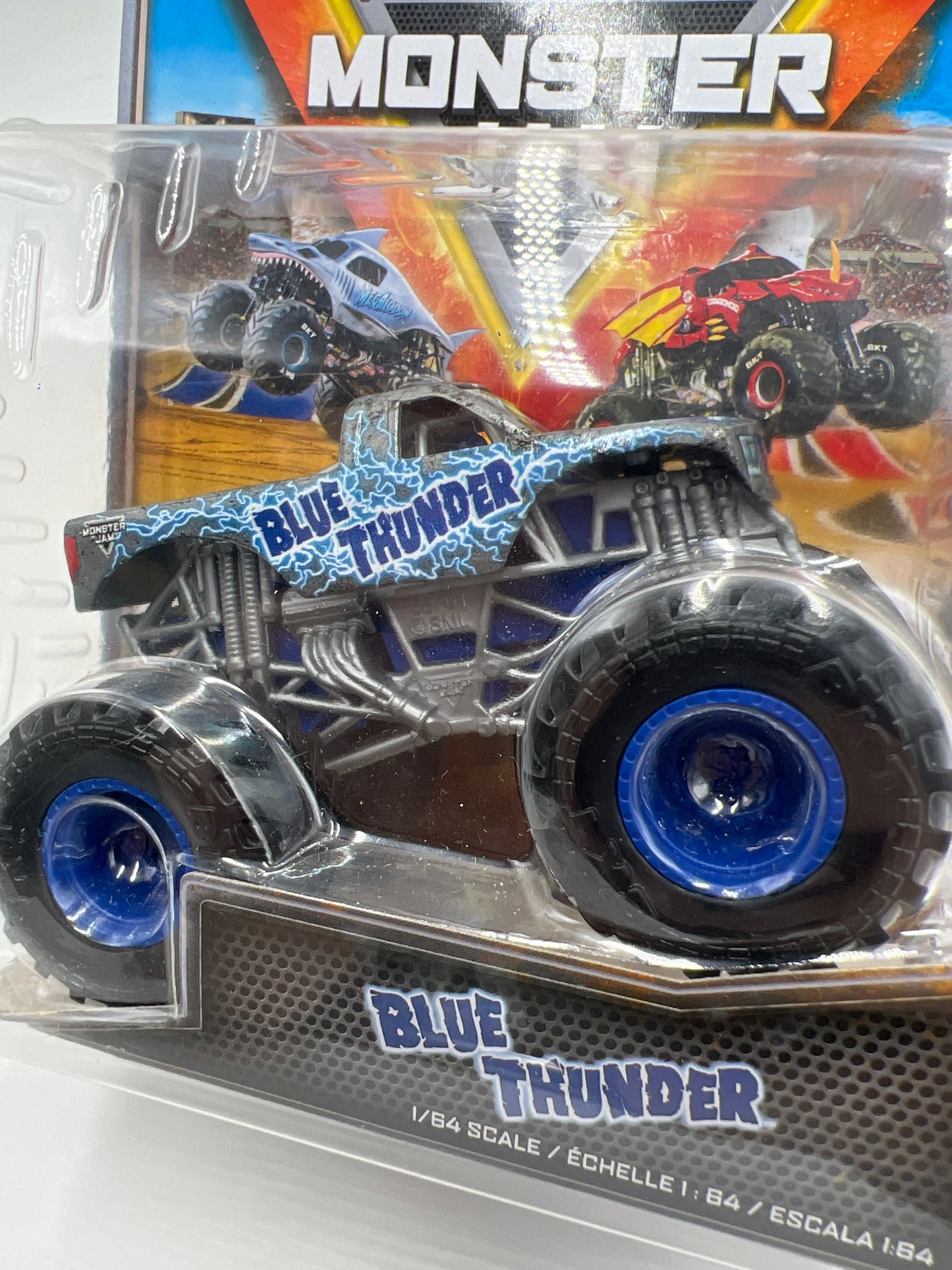 Monster Jam Series 30 Blue Thunder 124i
