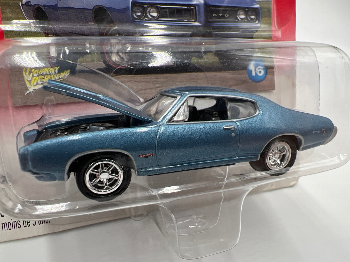 Johnny Lightning Muscle Cars USA #16 1968 Pontiac GTO Blue Bad Card 221D