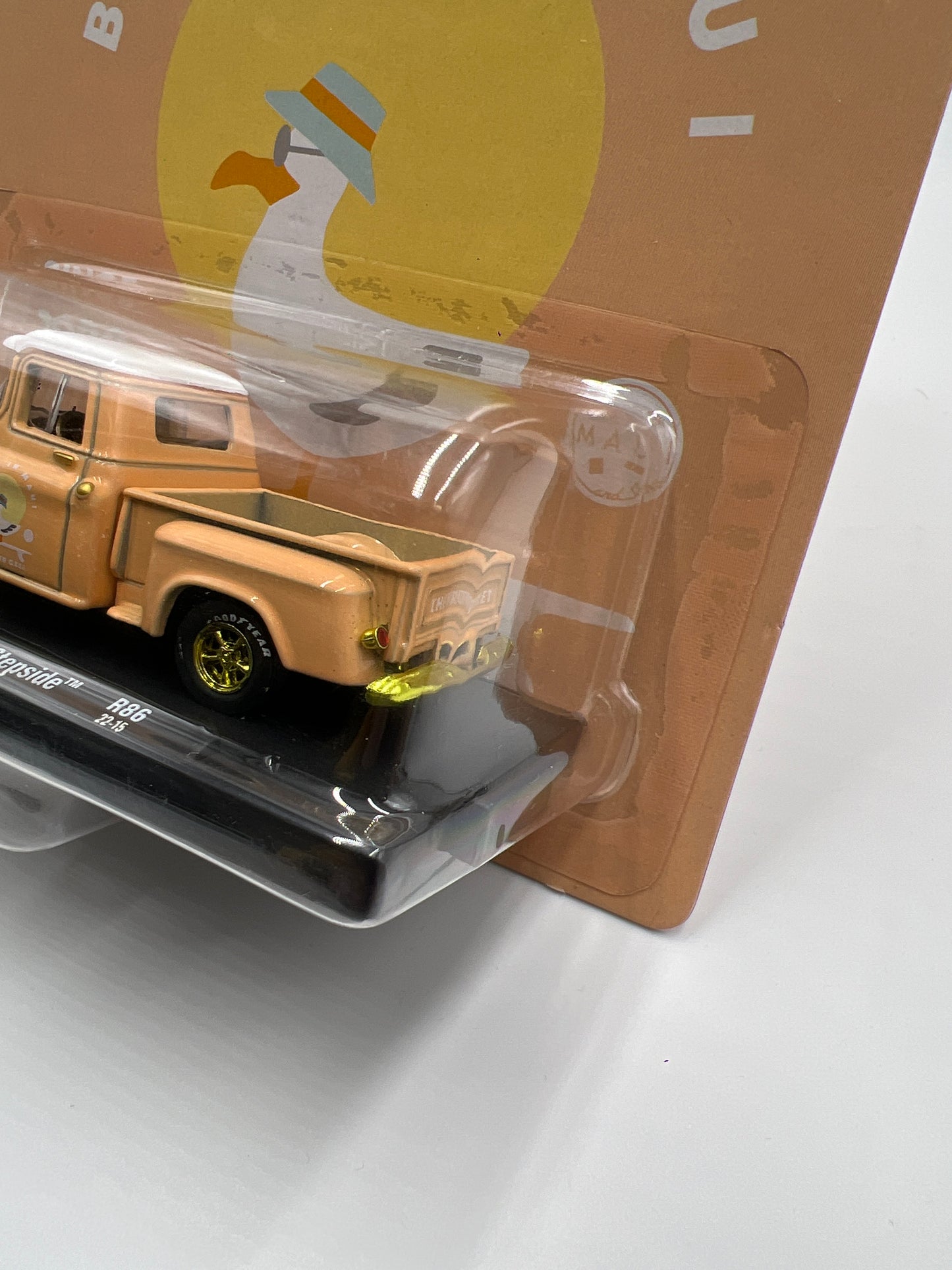 M2 Machines  Maui and Sons 1958 Chevrolet Apache Stepside R86 CHASE 1/750