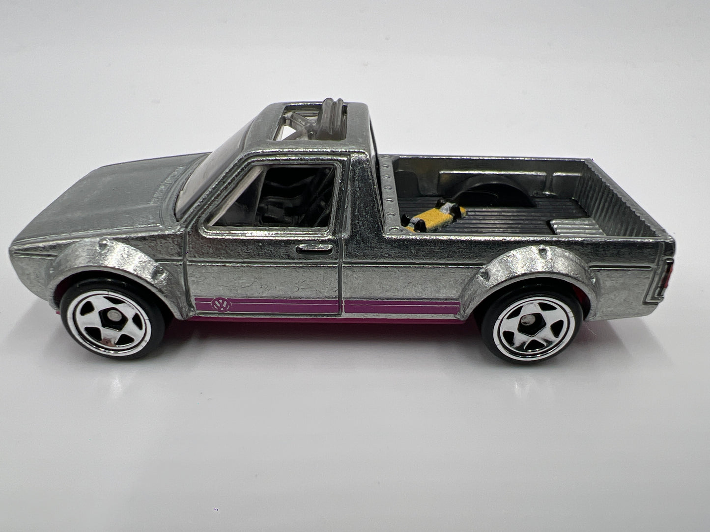Hot Wheels 1/64 Walmart Exclusive Zamac Truck Set Volkswagen Caddy Loose