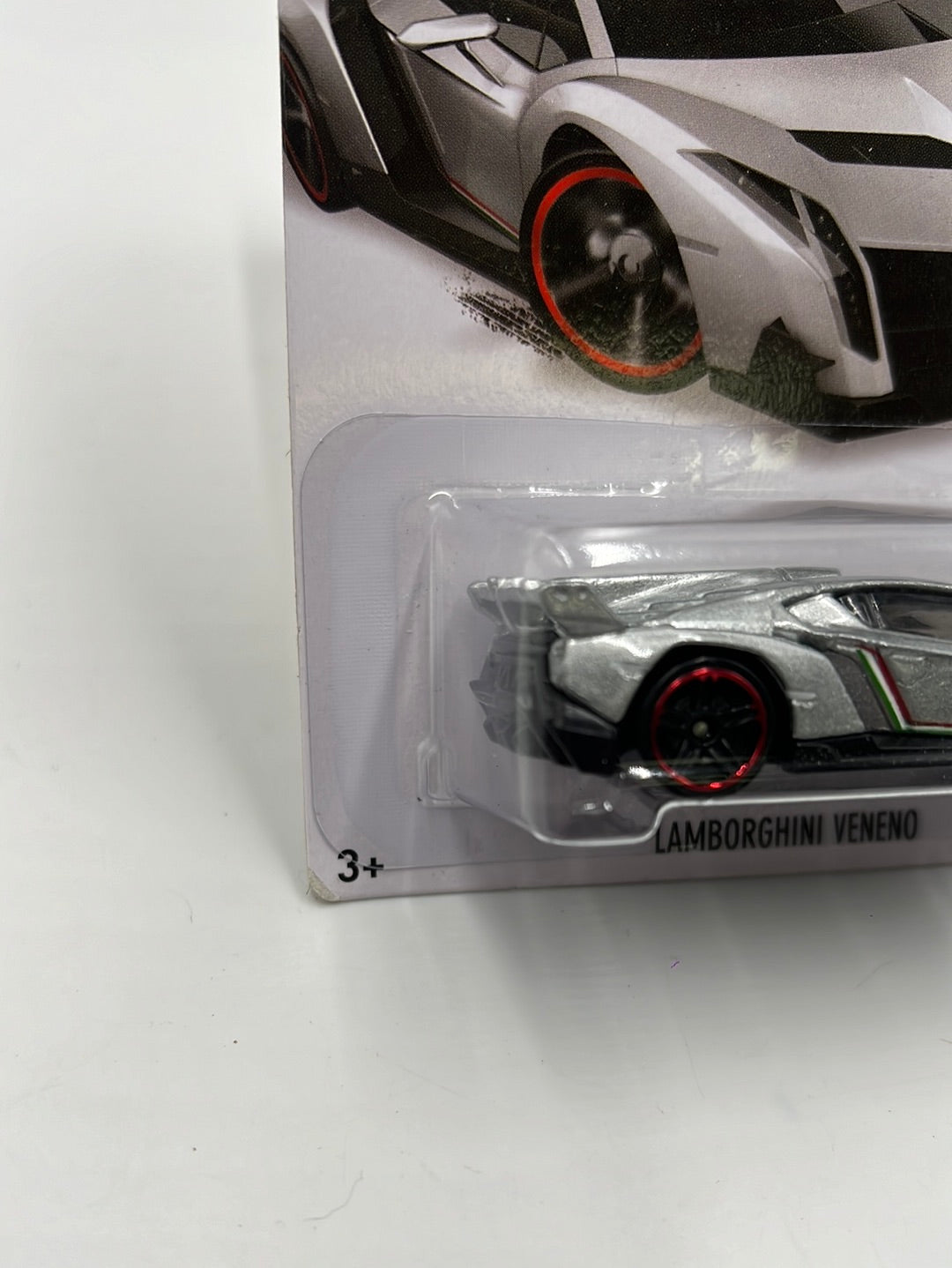 2014 Hot Wheels #37 HW City Lamborghini Veneno 102A