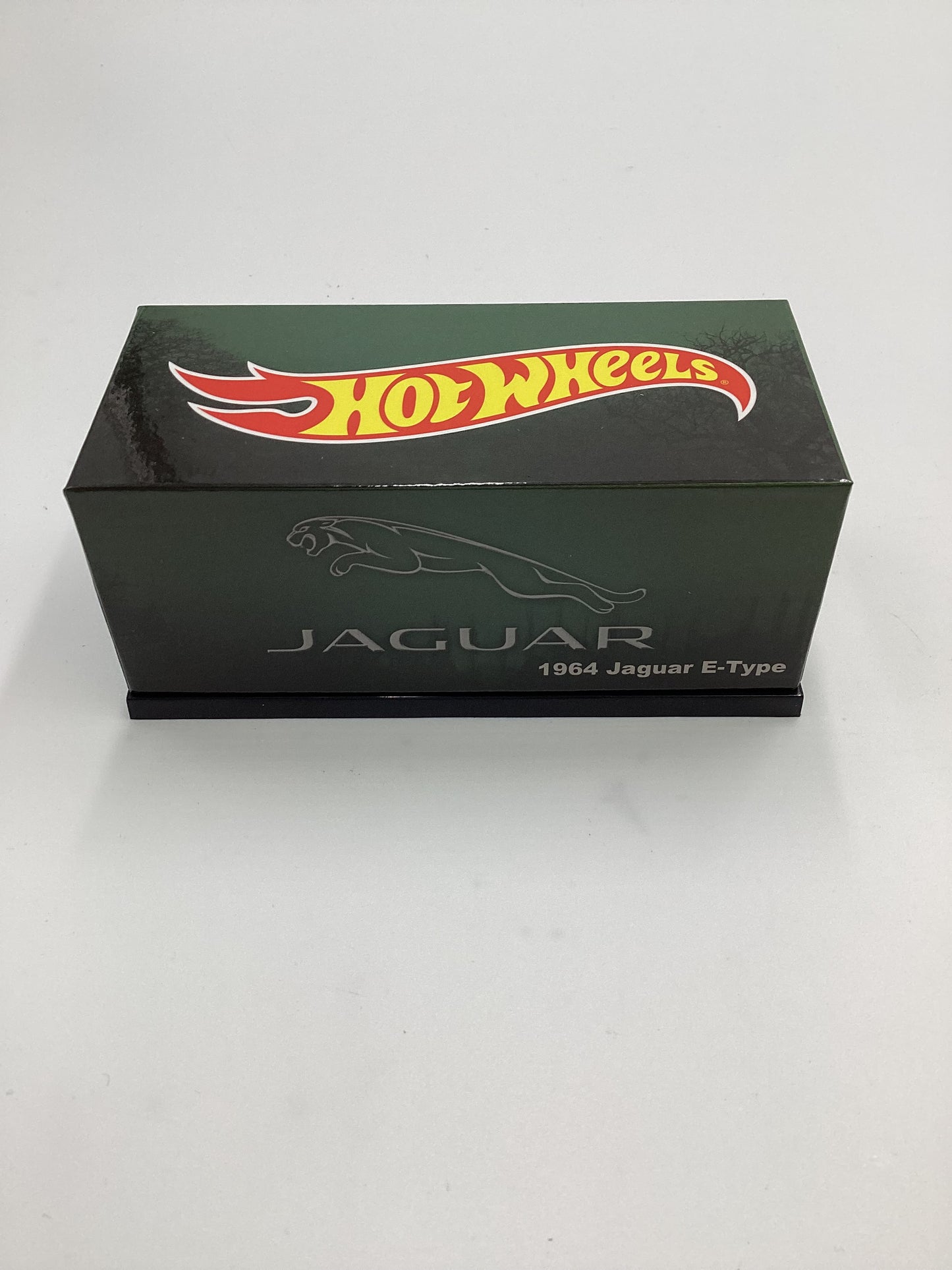 2023 Hot Wheels RLC 1964 Jaguar E-Type Green 26724/30000