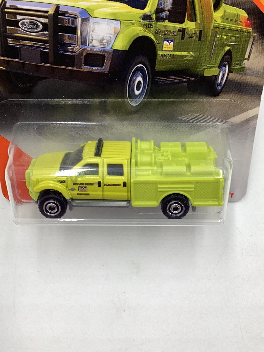 2020 matchbox #22 Ford F550 Superduty 19G