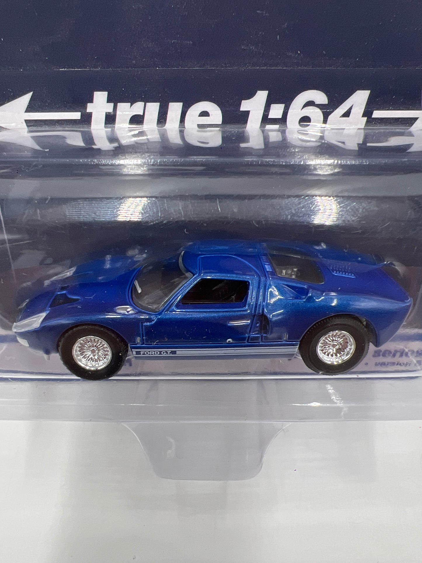 Auto World Vintage Muscle 1965 Ford GT40 MK1 Blue 185A