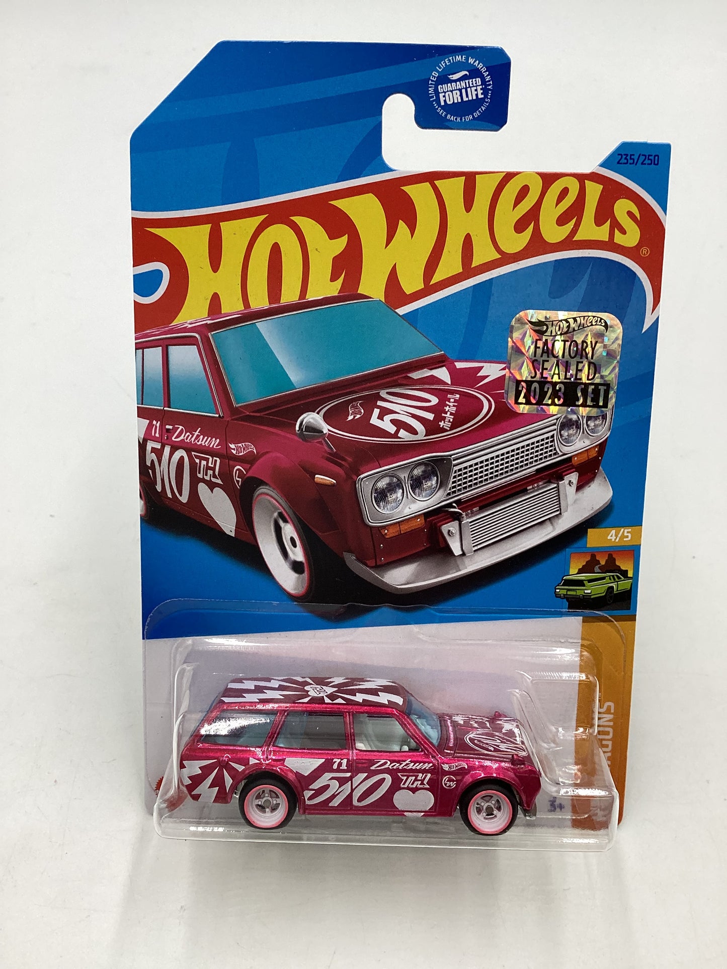 Hot Wheels 2023 Super Treasure Hunt 1/1250 Datsun Bluebird Wagon [510] with protector Factory Sealed