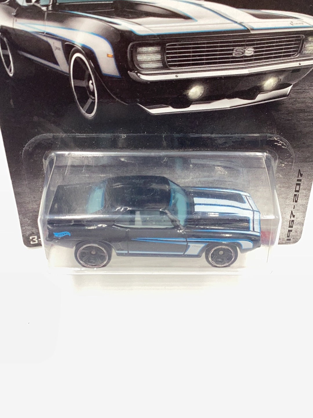 Hot Wheels 2/8 Camaro Fifty Series 69 Camaro 155B