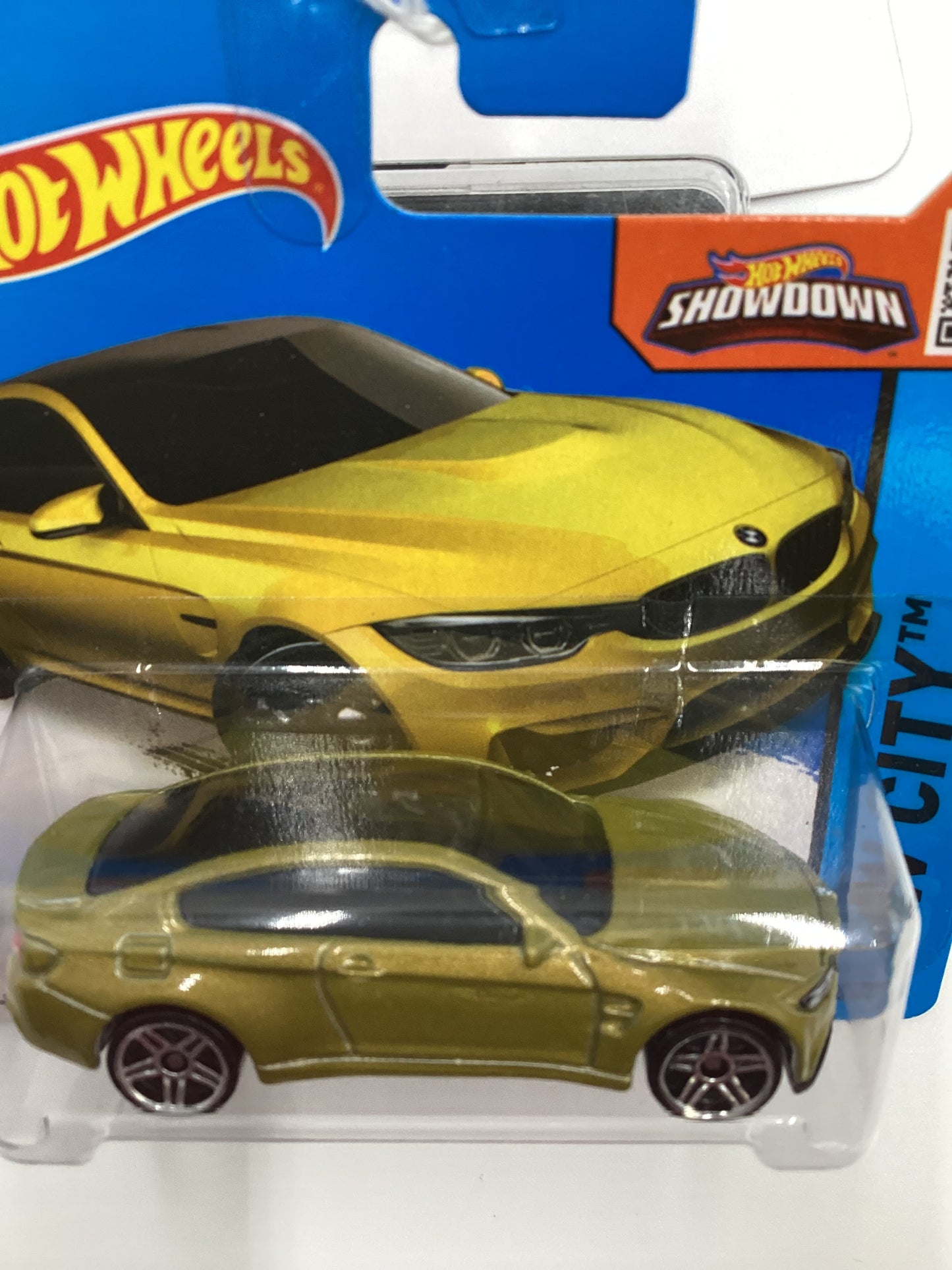 2015 Hot wheels #24 Blue BMW M4 Yellow Short Card 109A