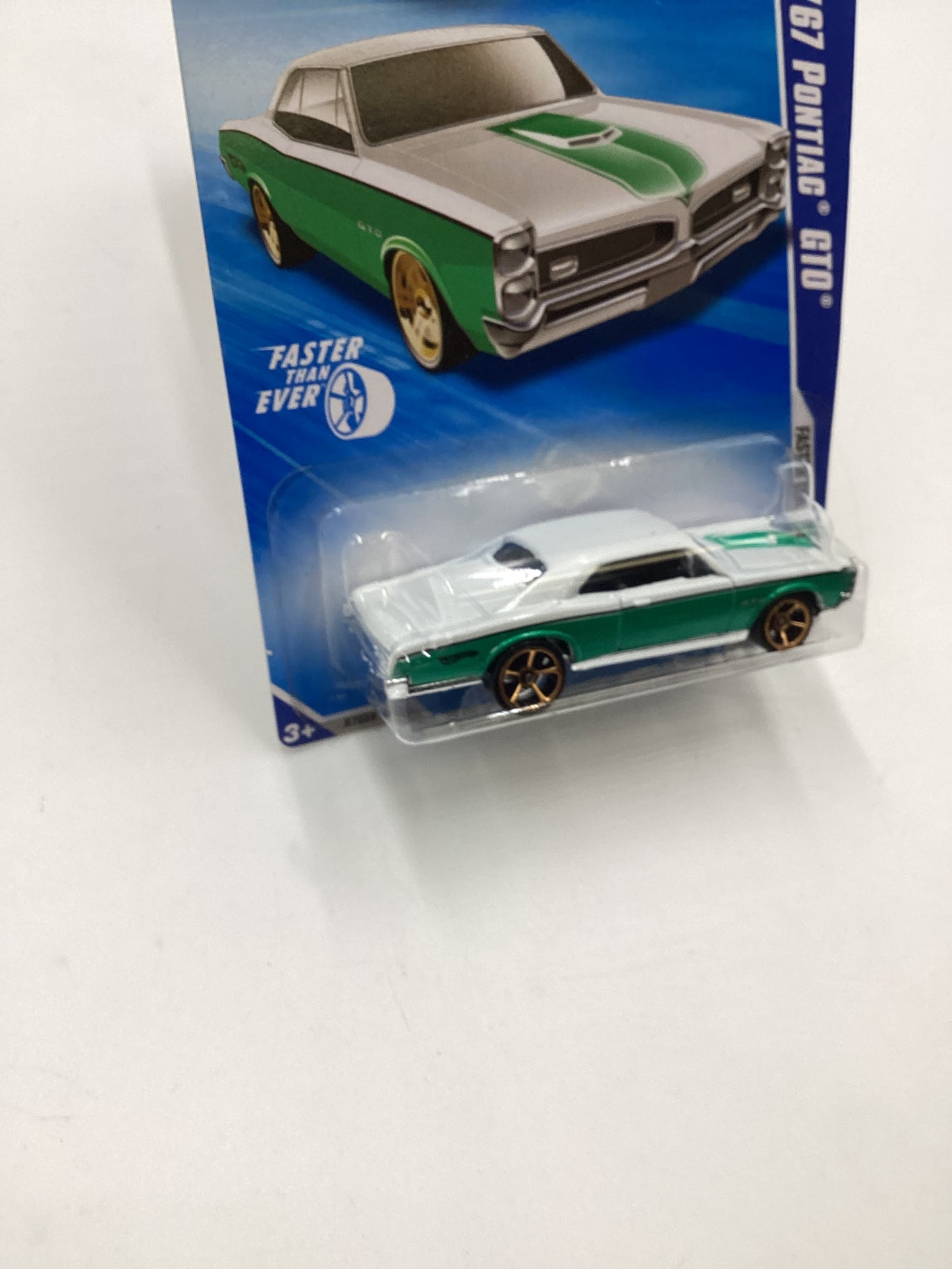 2010 Hot Wheels #134 ‘67 Pontiac GTO Green/White Faster Than Ever 59F