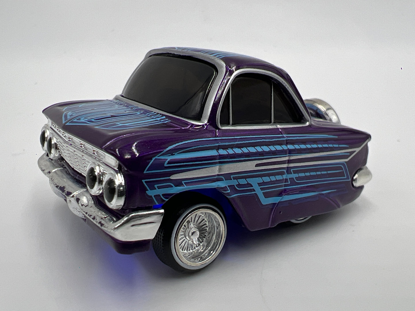 MGA Car Tuned Series 1 Show Glow Lowriders #5 61 Chevy Impala Sport Coupe Purple/Blue
