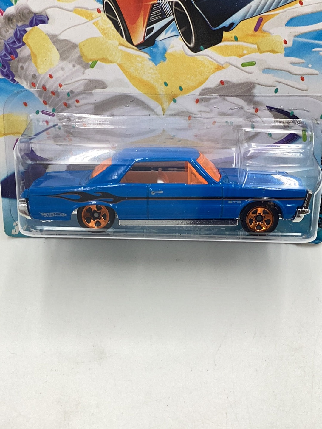 Hot Wheels Happy Birthday 65 Pontiac GTO