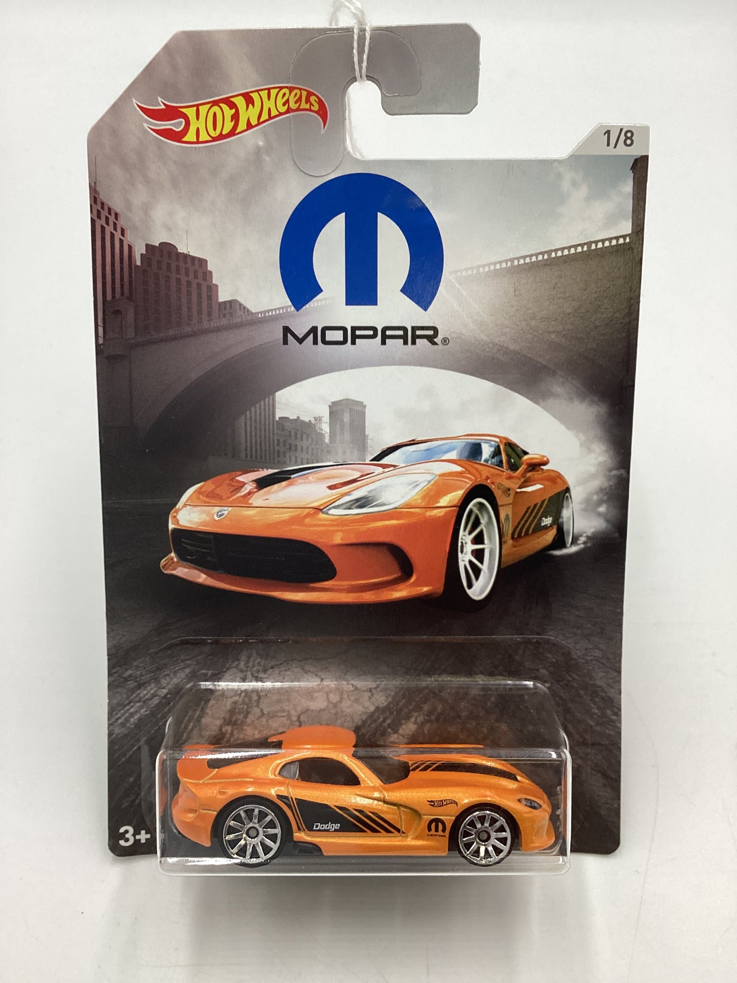 Hot Wheels Exclusive Mopar Series #1 2013 SRT Viper Orange