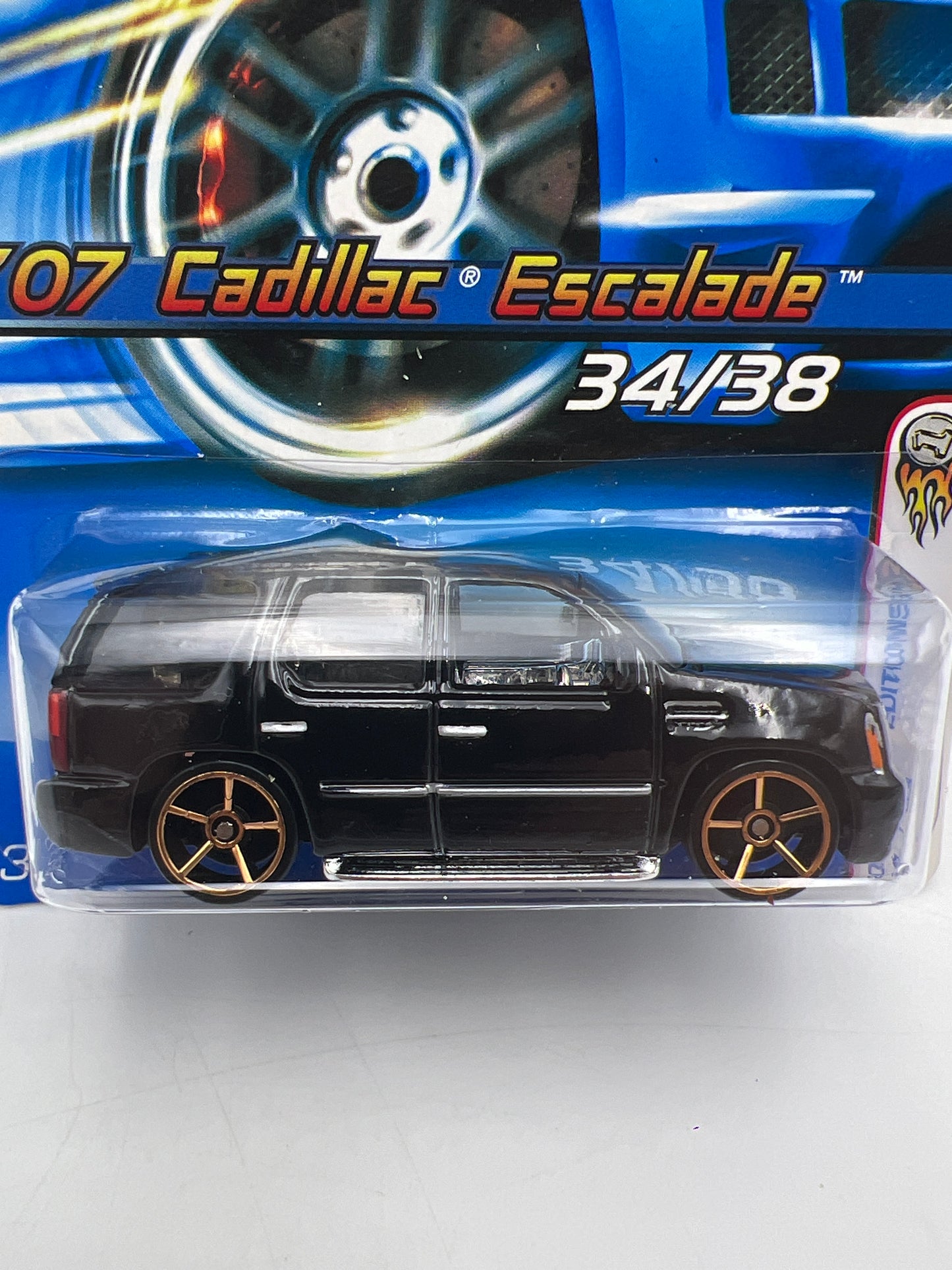 2006 Hot Wheels Faster Than Ever #34 07 Cadillac Escalade Black FTE Gold W/Protector