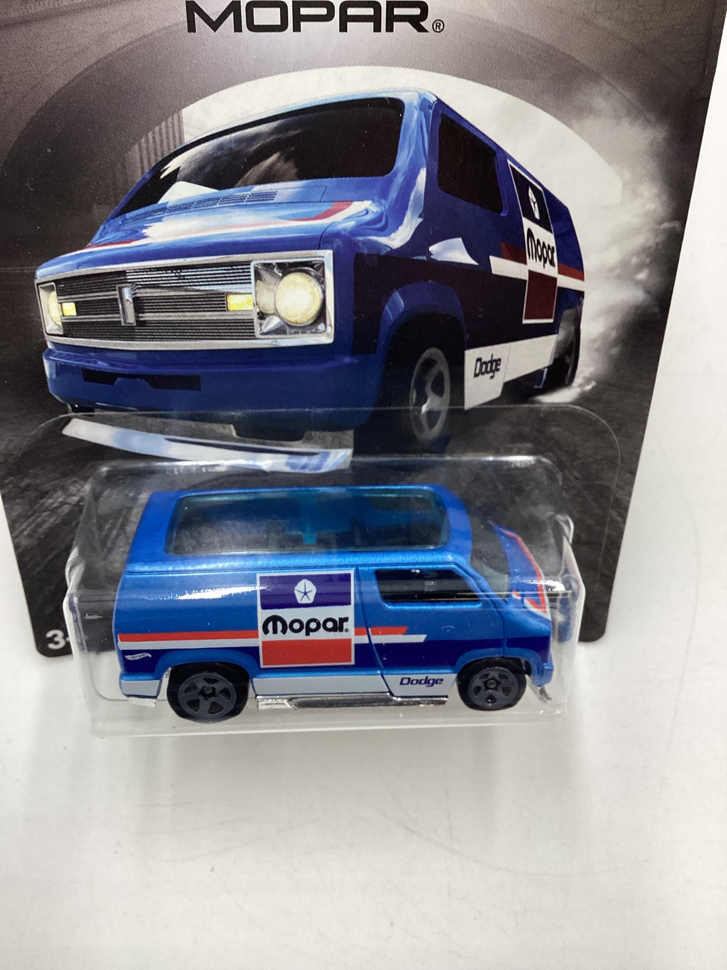 Hot wheels Exclusive Mopar Series #2 Custom 77 Dodge Van Blue