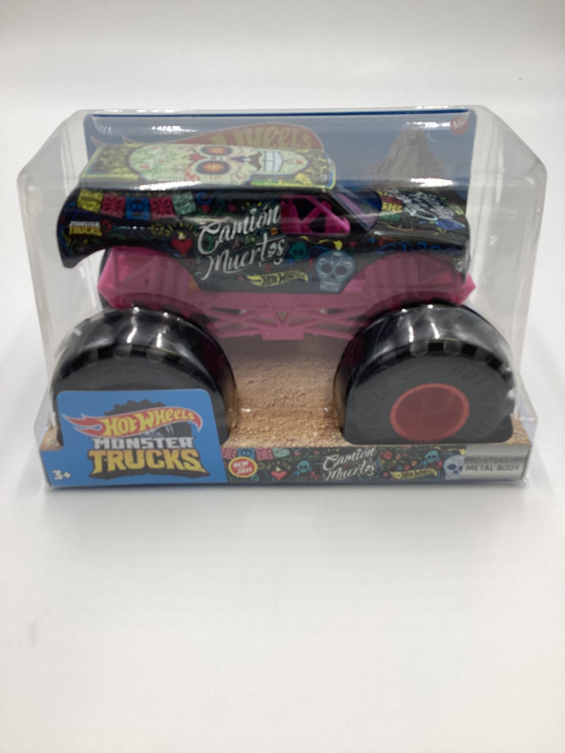 2021 Hot Wheels Monster Trucks Giant Wheels Camino De Los Muertos