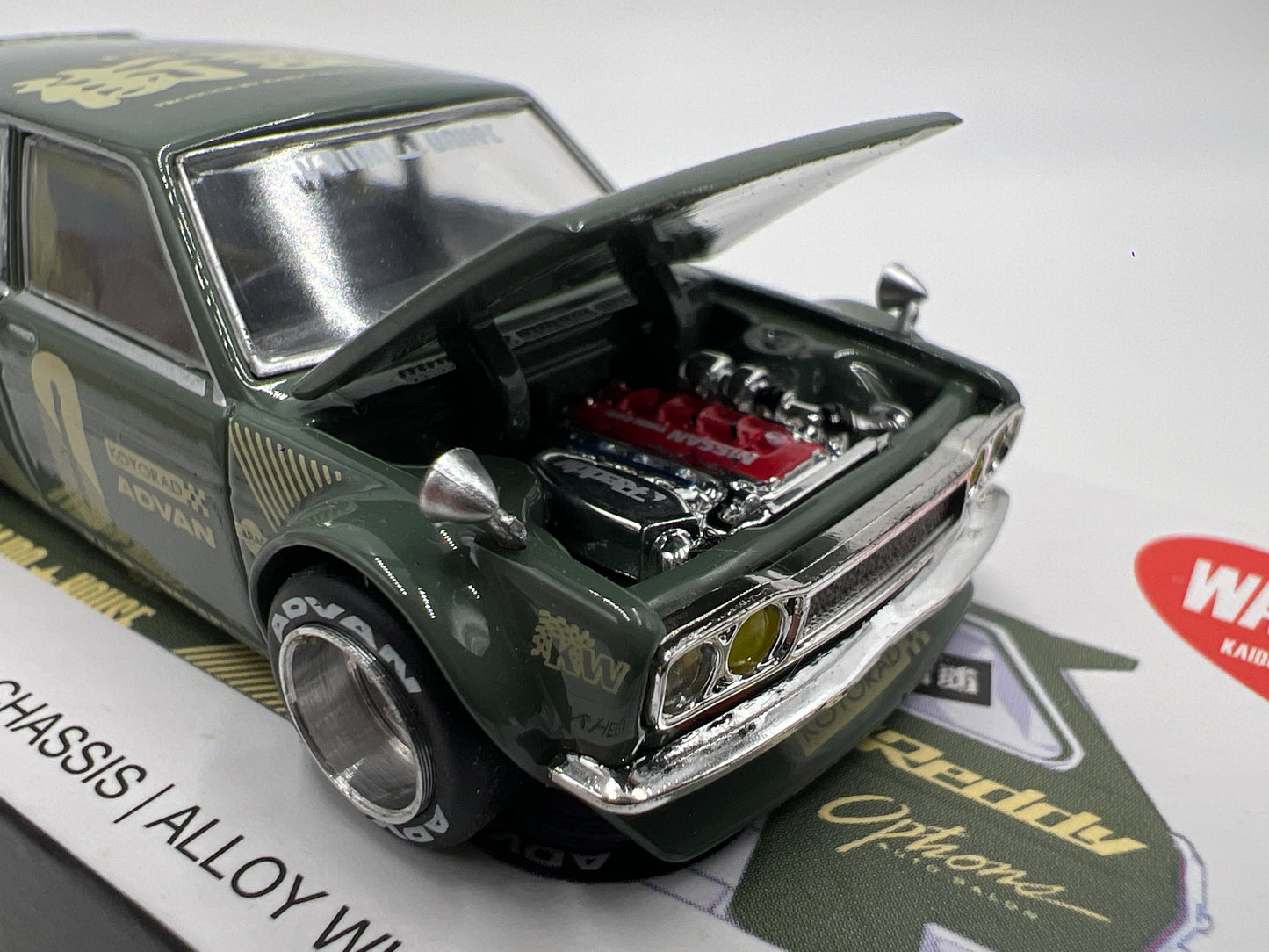 Mini GT Kaido House #10 Datsun Bluebird 510 Wagon Green