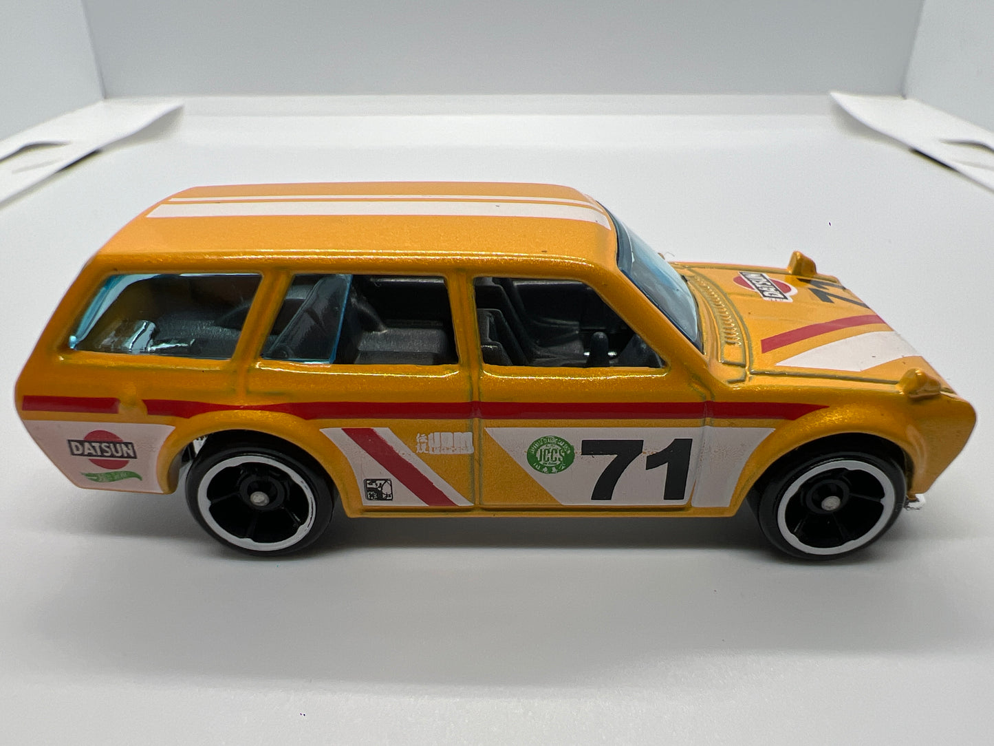 Hot Wheels 1/64 Mainline 71 Datsun 510 Wagon Yellow Loose