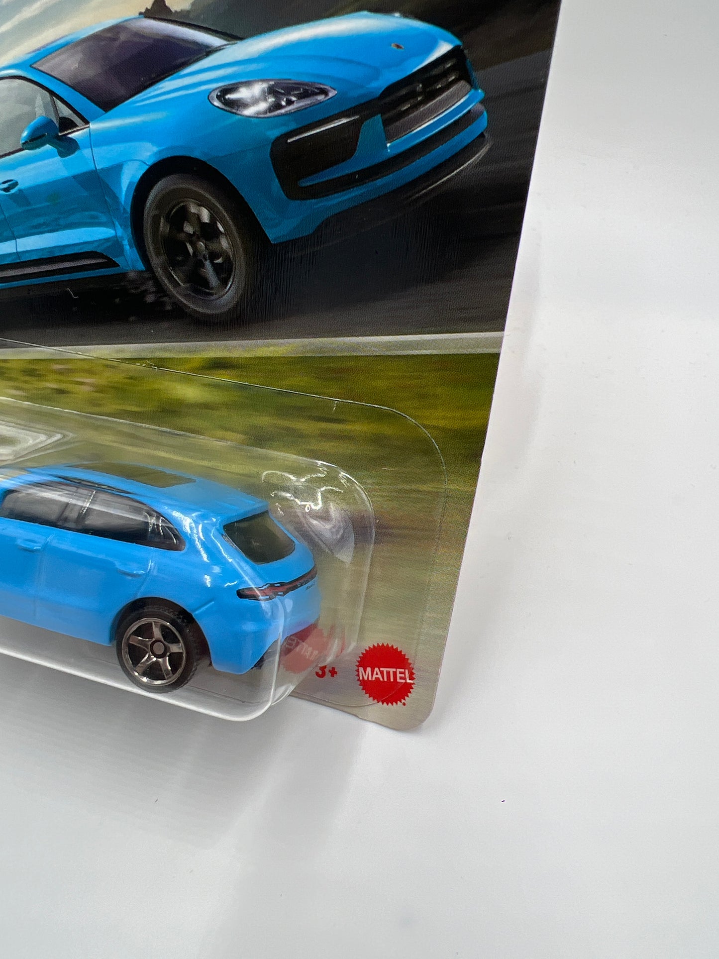 Matchbox #64 Porsche Macan S Light Blue 213L