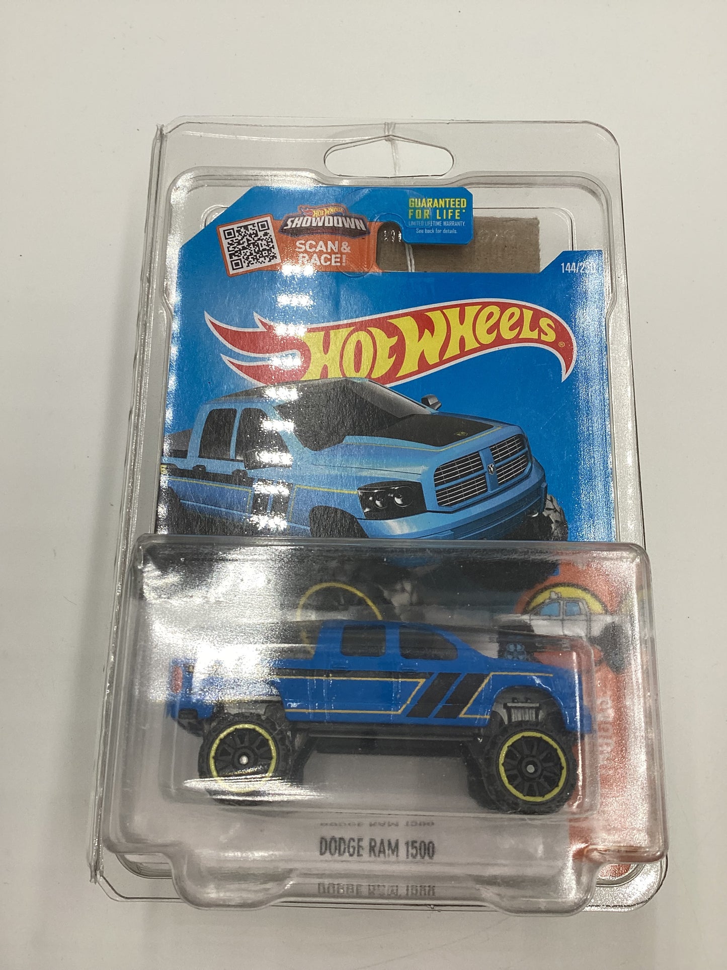 2016 Hot Wheels #144 Dodge Ram 1500 Blue Walgreens Exclusive with protector