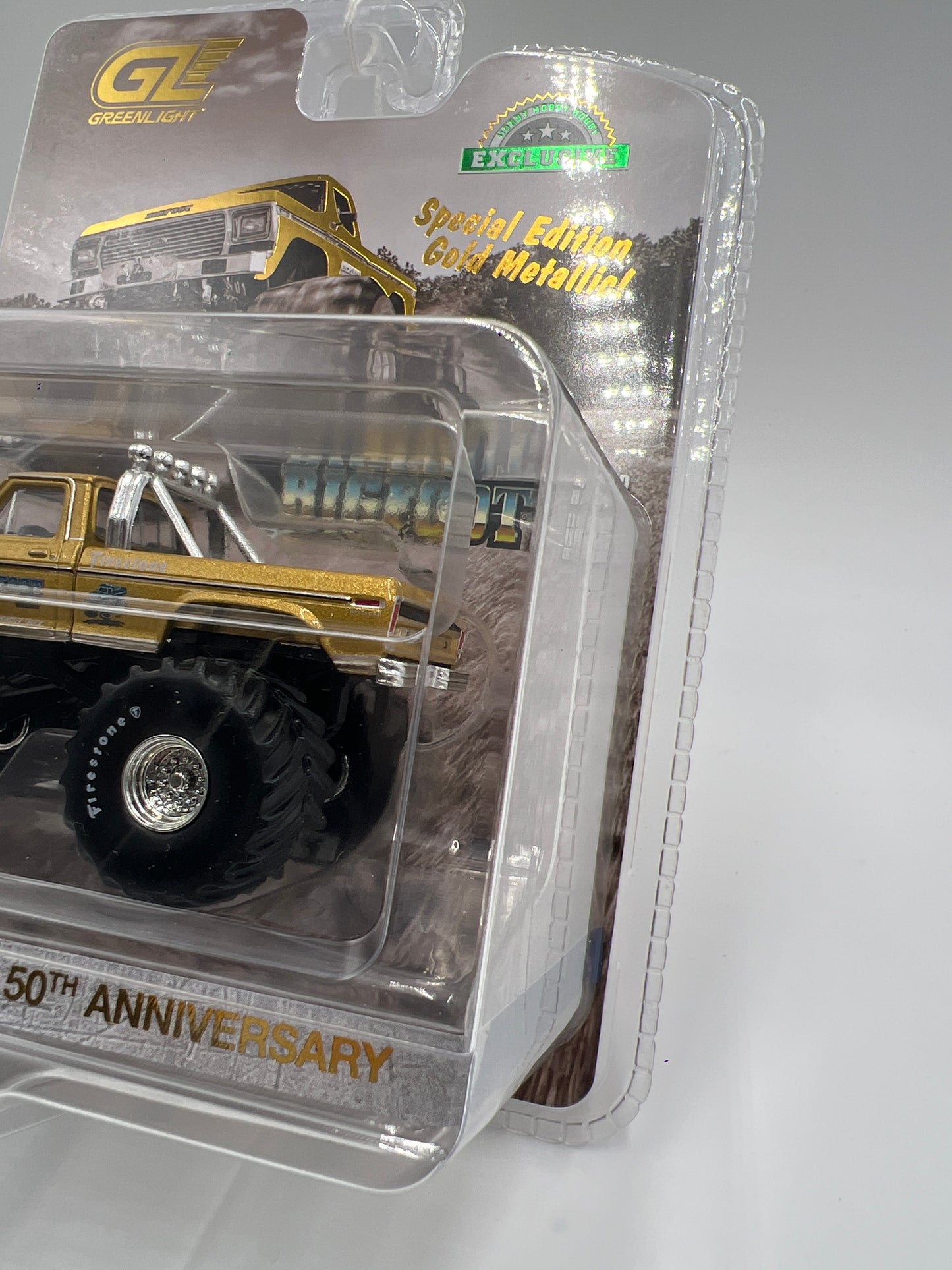 Greenlight Hobby Exclusive Kings of Crunch Bigfoot 50th Anniversary 1979 Ford F-250 Gold Metallic