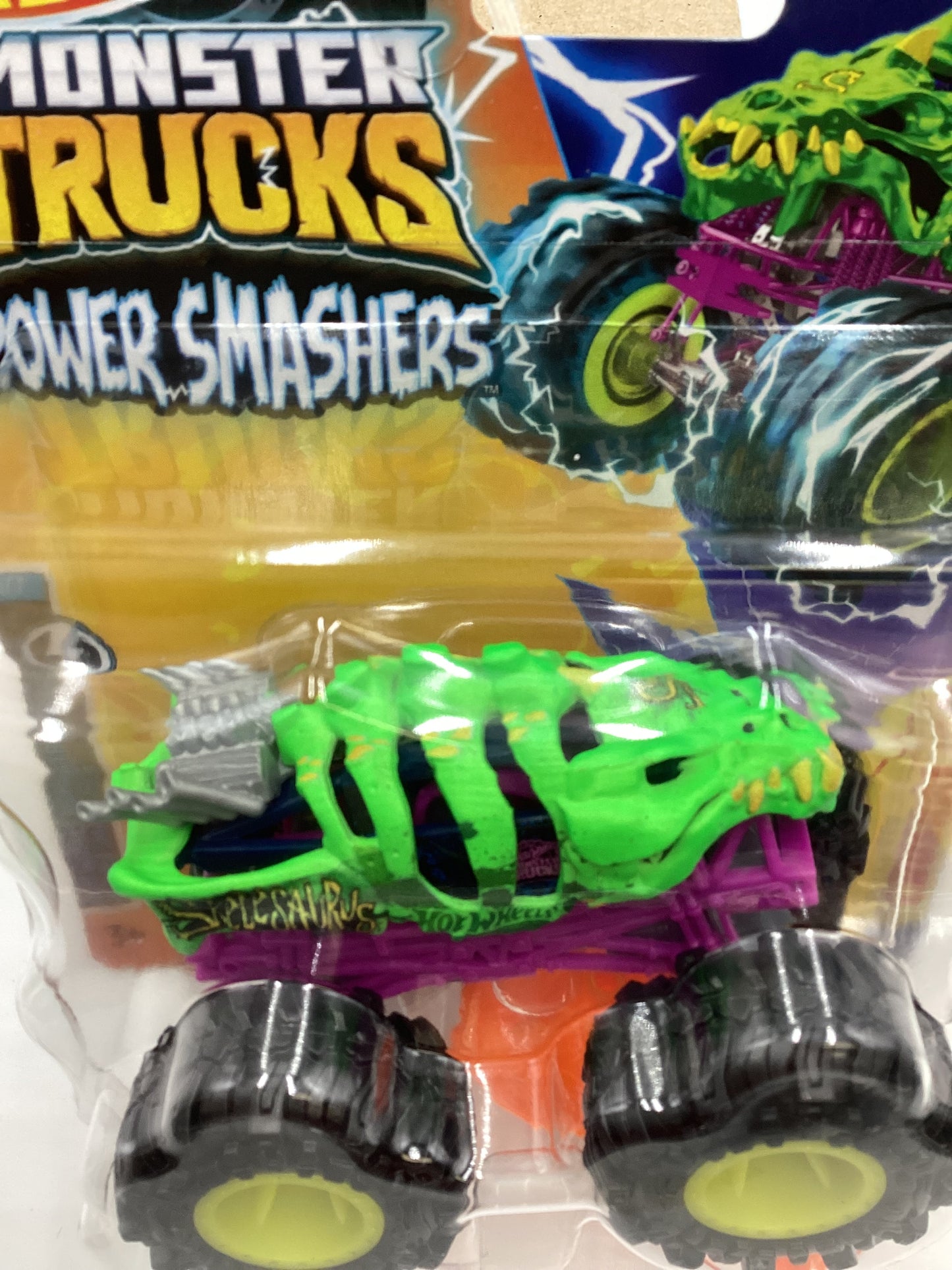 2024 Hot wheels Monster Trucks Power Smashers #1 Skelesaurus Green 133E