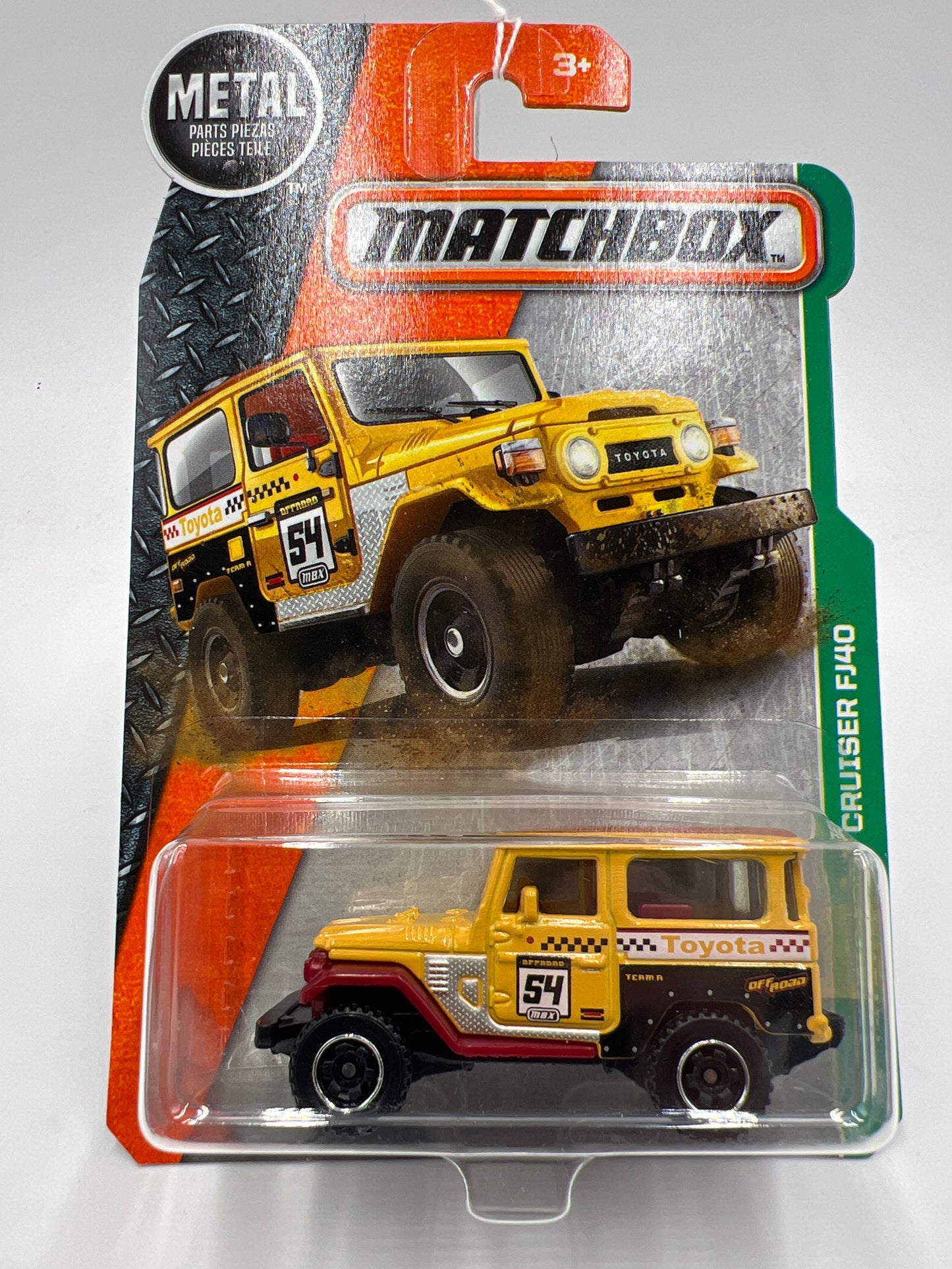 Matchbox MBX Explorers #120 Toyota Land Cruiser FJ40 Yellow 206E