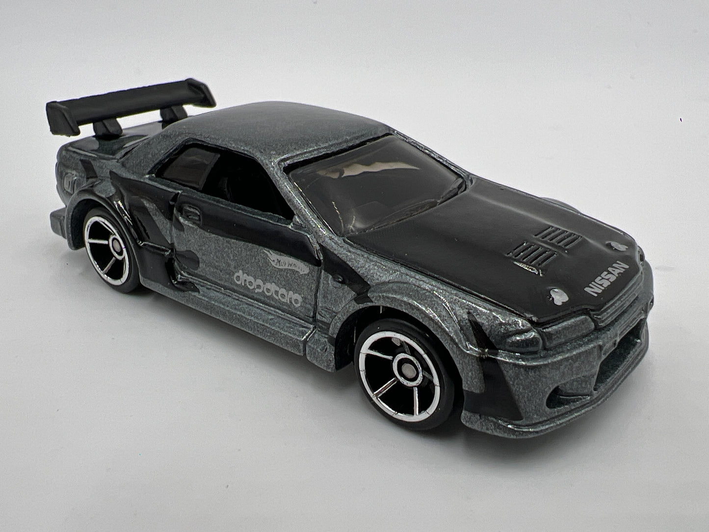 Hot Wheels 1/64 Dropstars Nissan Skyline Gray Loose