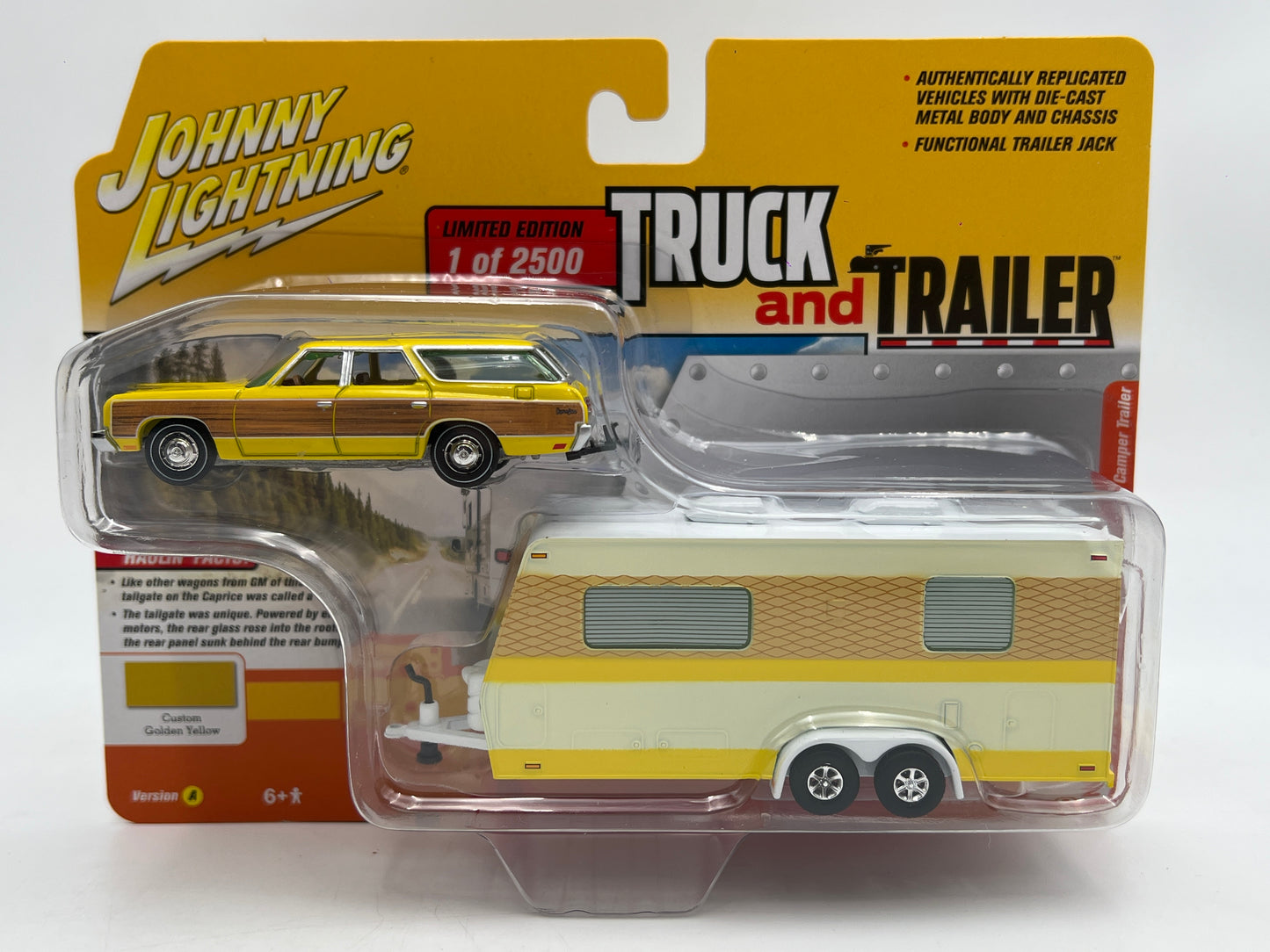 Johnny Lightning Truck And Trailer R1 Version A 1973 Chevy Caprice Wagon W/Camper Trailer