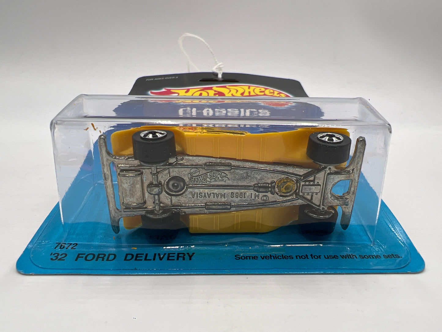 Hot Wheels 30 Years 1989 Authentic Commemorative Replica Classics 32 Ford Delivery Truck Yellow