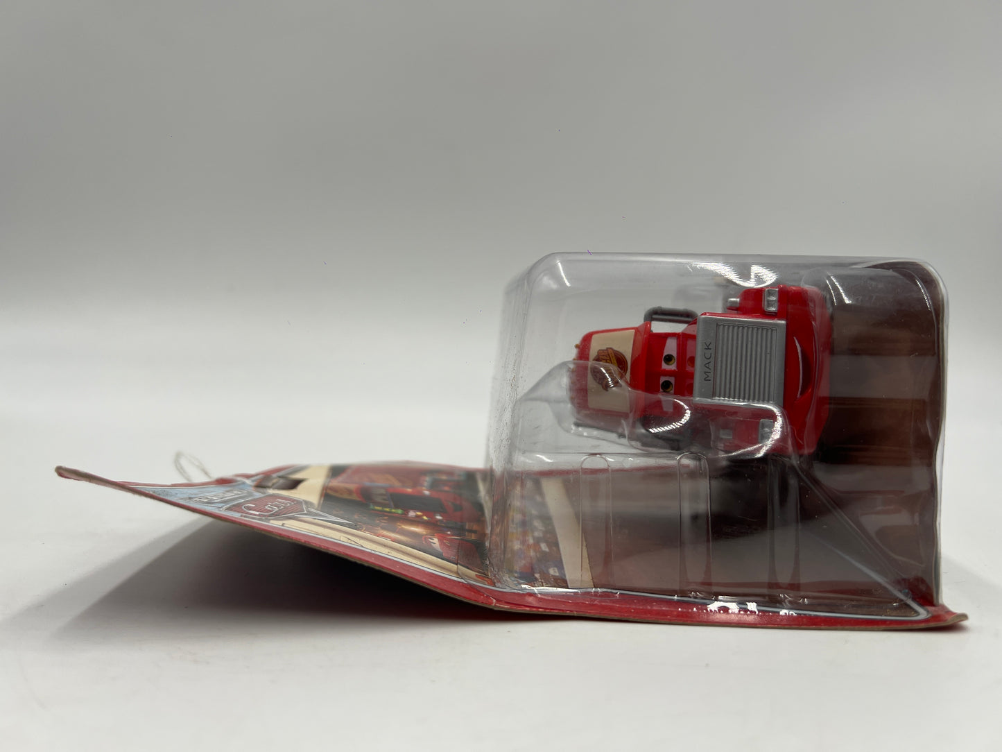 Disney Pixar The World Of Cars #3 Mack 142i