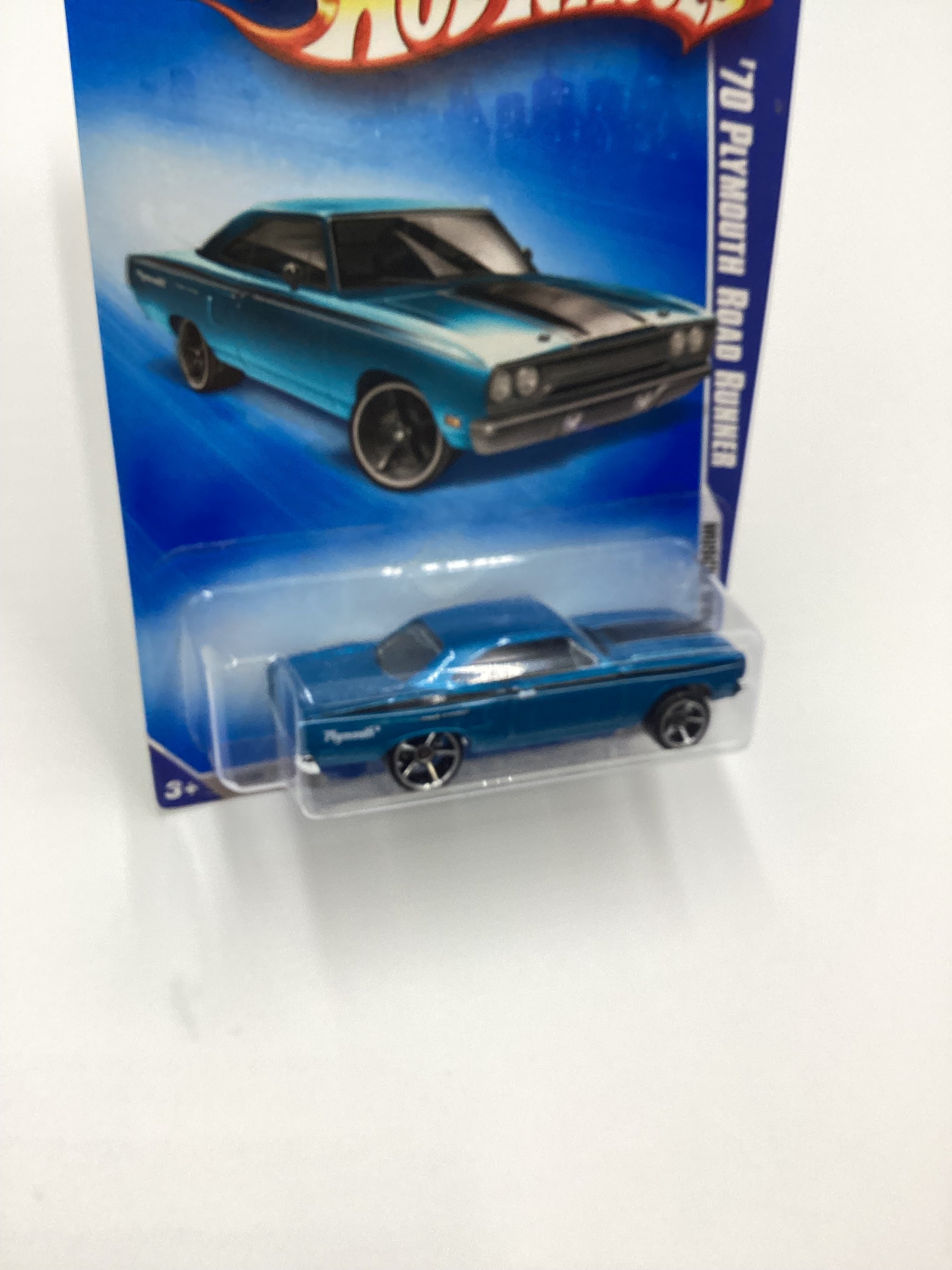 2009 Hot Wheels #079 70 Plymouth Road Runner Blue 46D