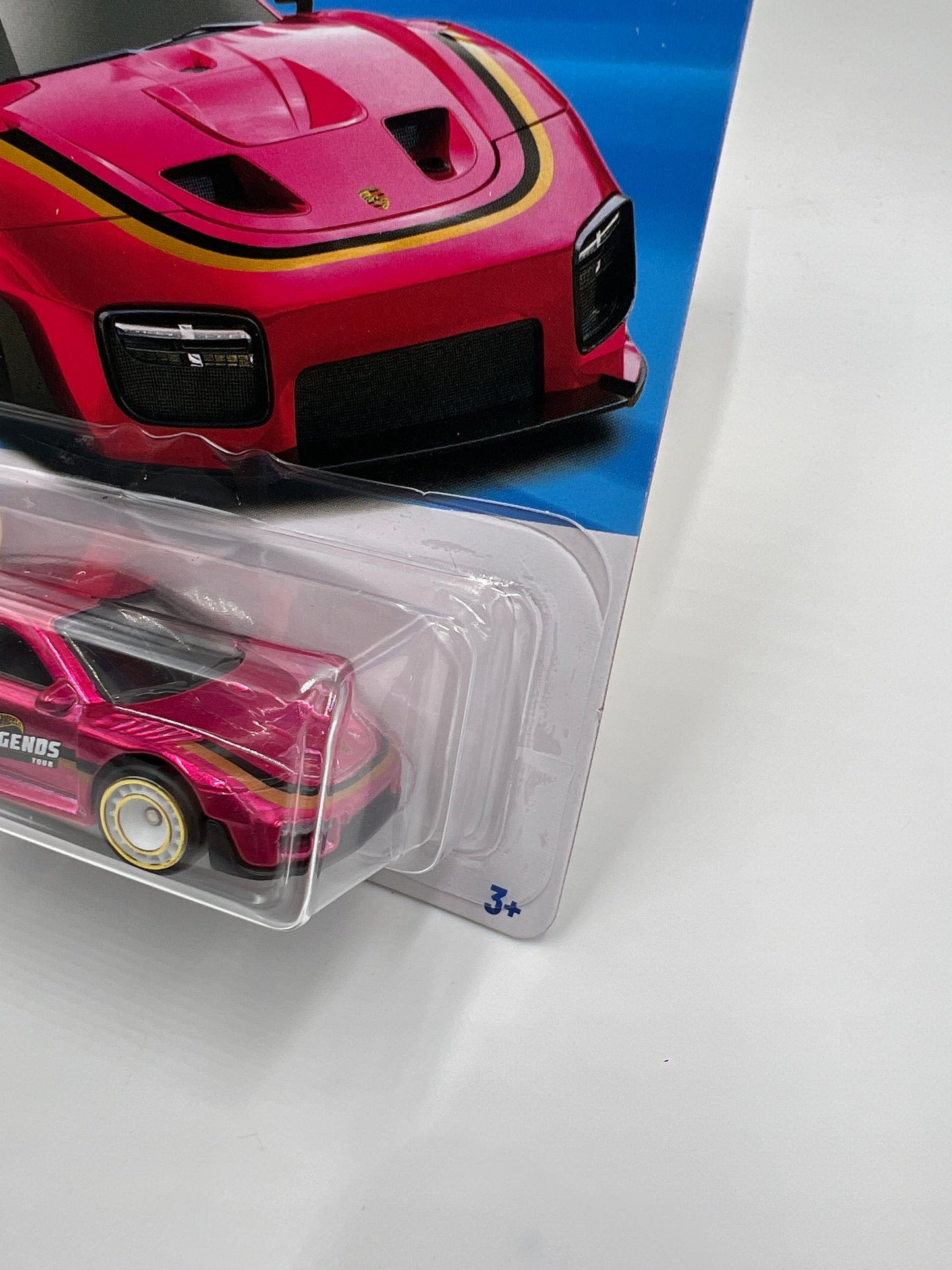 2025 Hot Wheels Legends Tour Porsche 935 Pink W/Protector