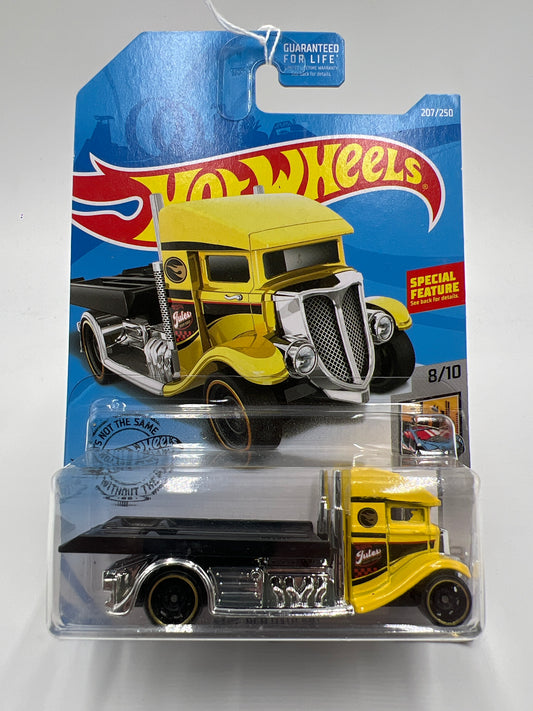 2019 Hot Wheels Treasure Hunt HW Metro #207 Fast Bed Hauler Yellow 273C
