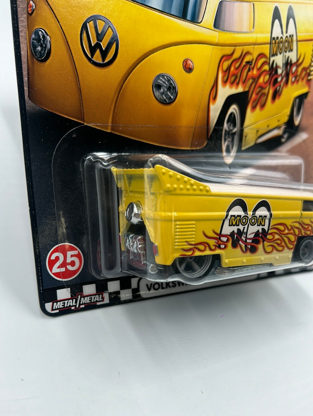 Hot Wheels Premium Boulevard #25 Volkswagen Drag Bus Mooneyes 263E