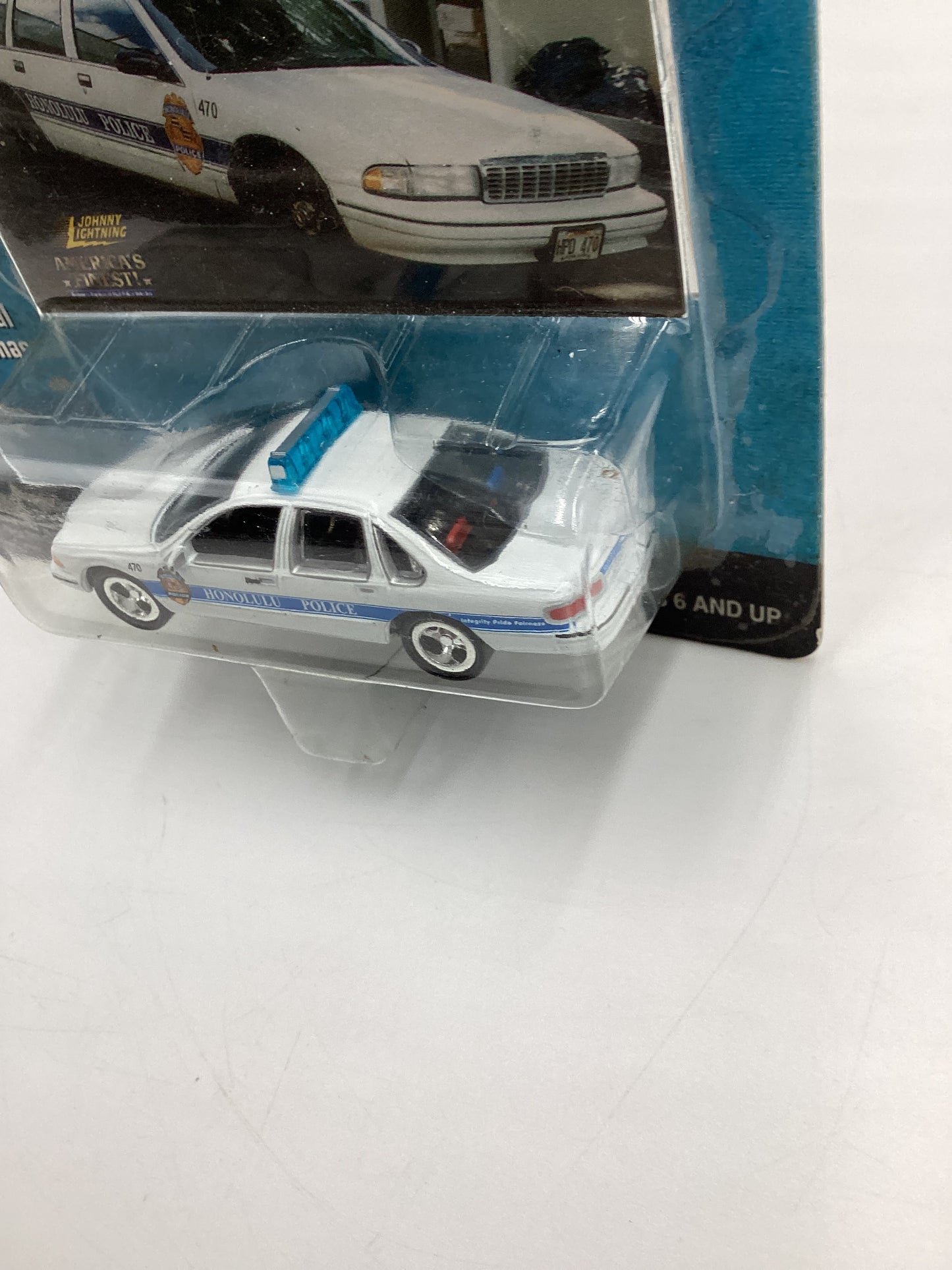 JOHNNY LIGHTNING Americas Finest Honolulu Police Dept Chevy Caprice White