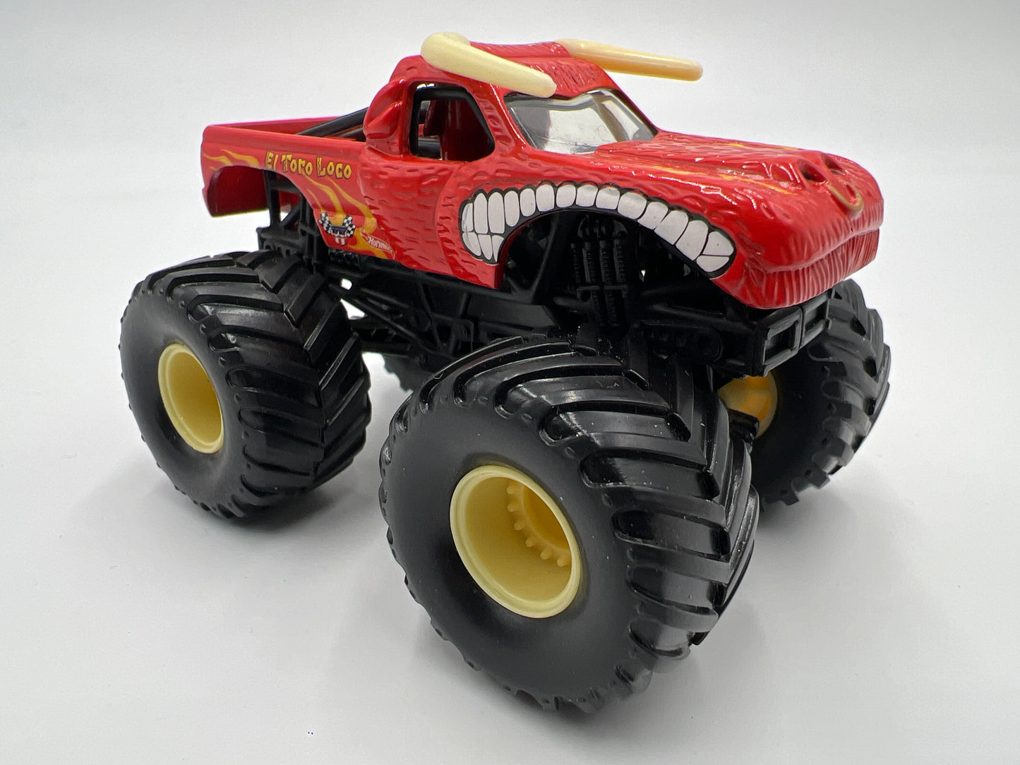 Hot Wheels 1:64 Monster Jam Small Wheel/Metal Base El Toro Loco Red Loose