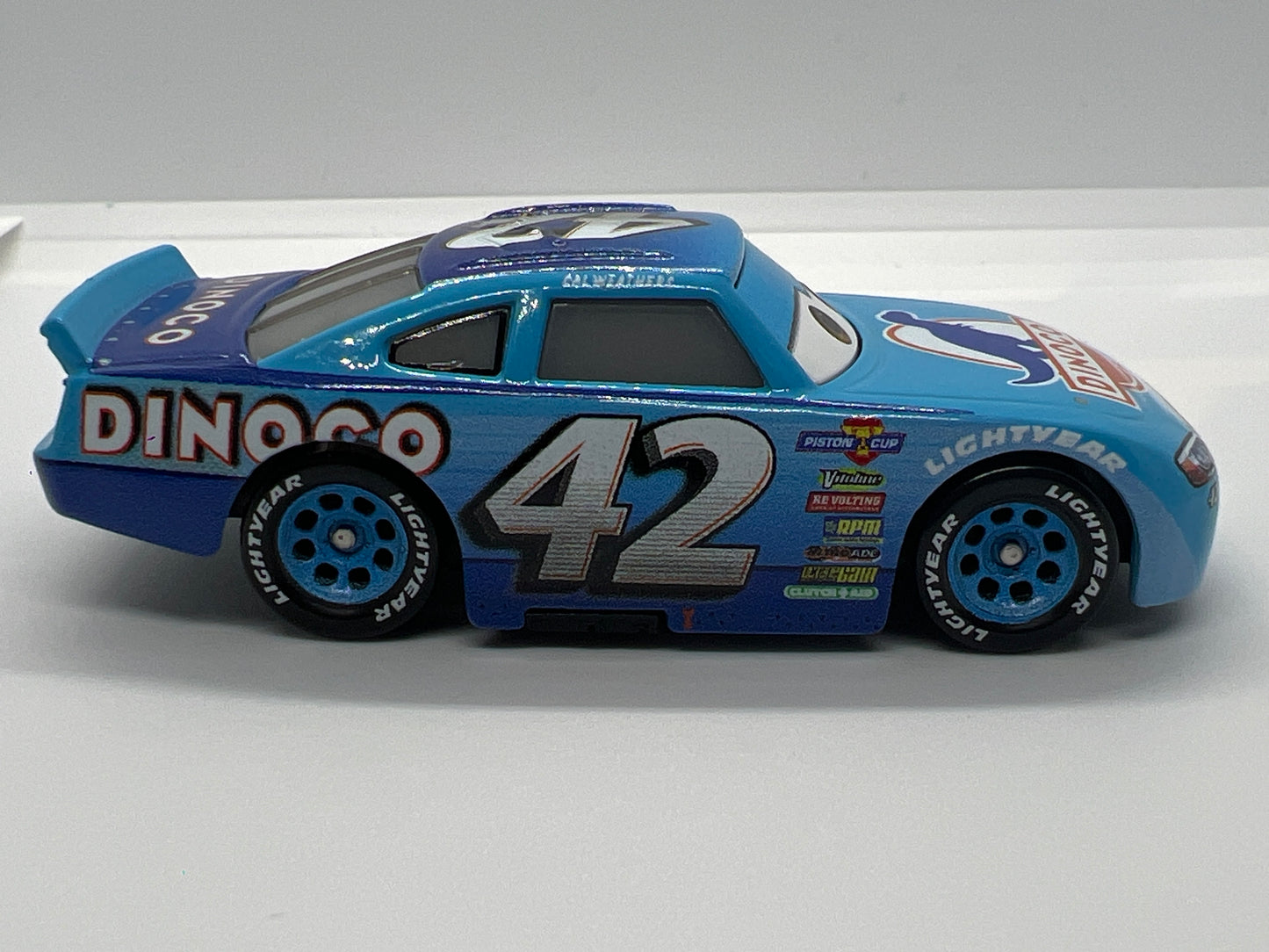 Disney Pixar Cars 3 #42 Cal Weathers Dinoco Blue Loose