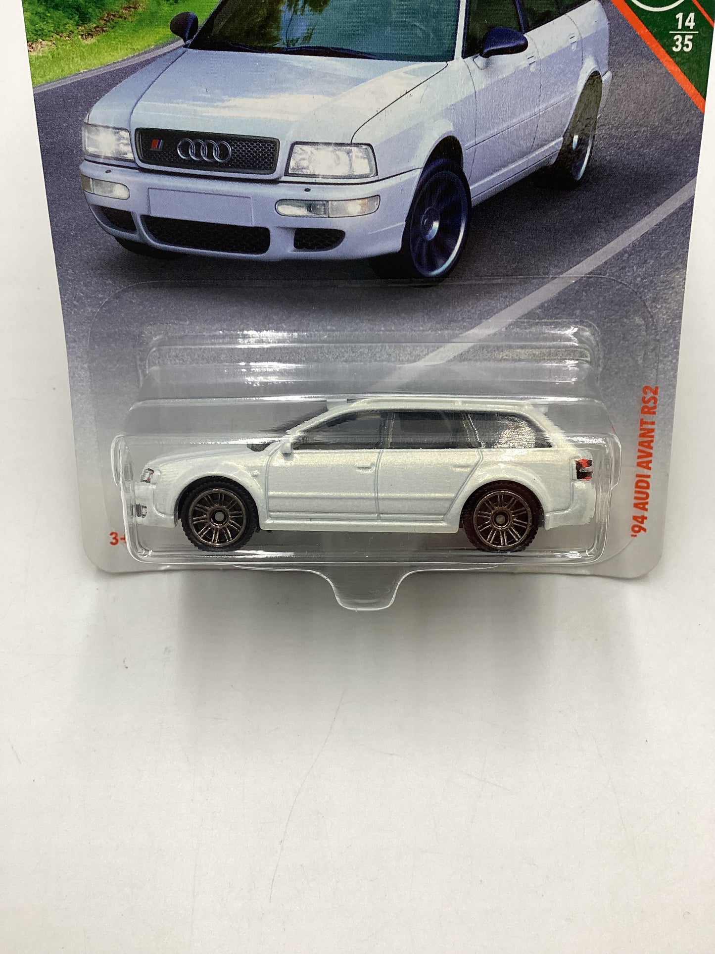 2018 Matchbox MBX Road Trip #14 Audi Avant RS2 White 107H