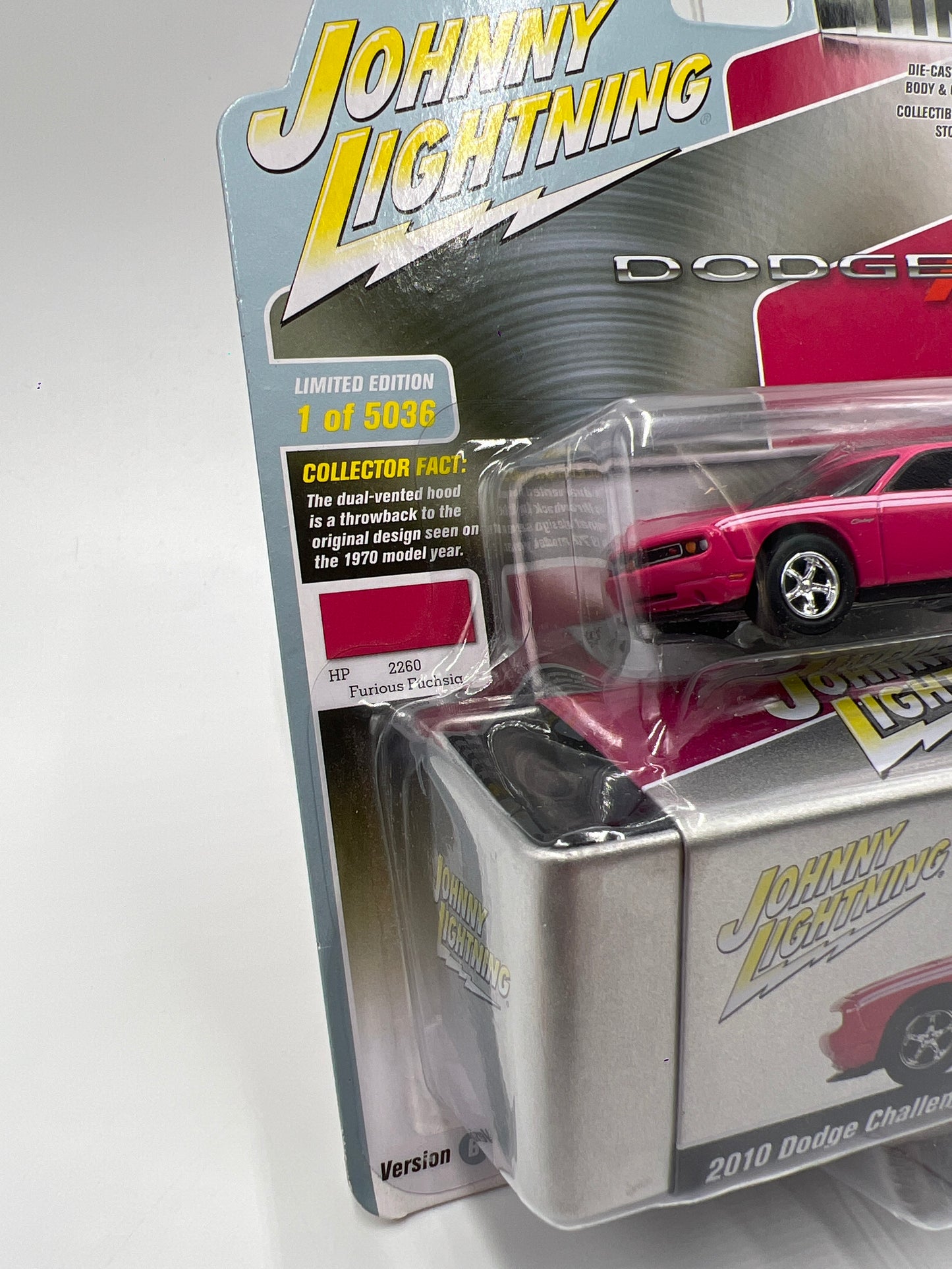 Johnny Lightning Storage Tin Release 1 Version B #3 2010 Dodge Challenger R/T Pink 229F