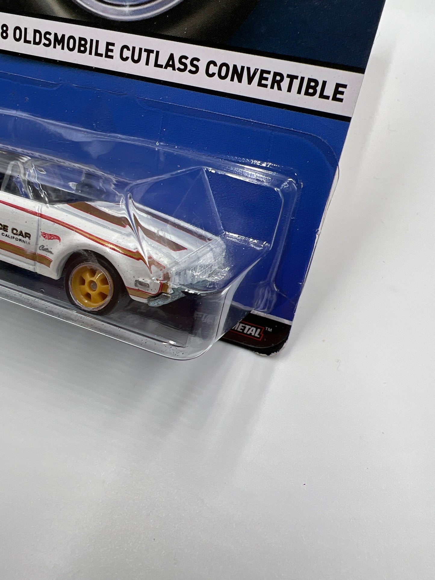 Hot Wheels Heritage Real Riders #16 Hurst 68 Oldsmobile Cutlass Convertible White (Bad Card) 245B