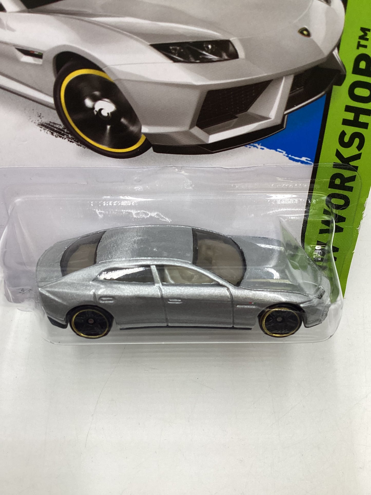 2014 Hot Wheels #197 Lamborghini Estoque 101B