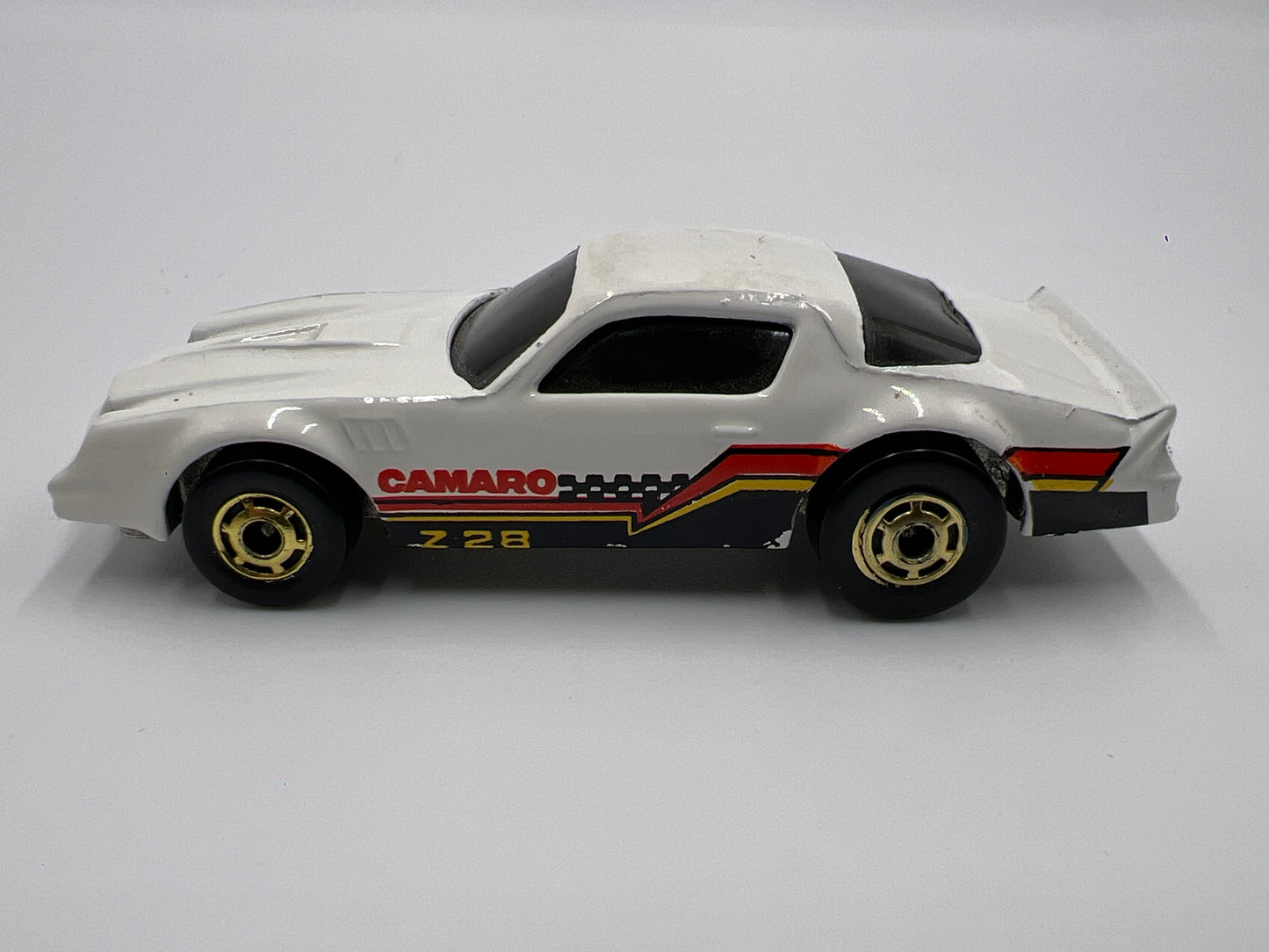 Hot Wheels Blackwall 3 Pack Stamper Exclusive 1982 Chevy Camaro Z-28 White GHO Wheels Loose