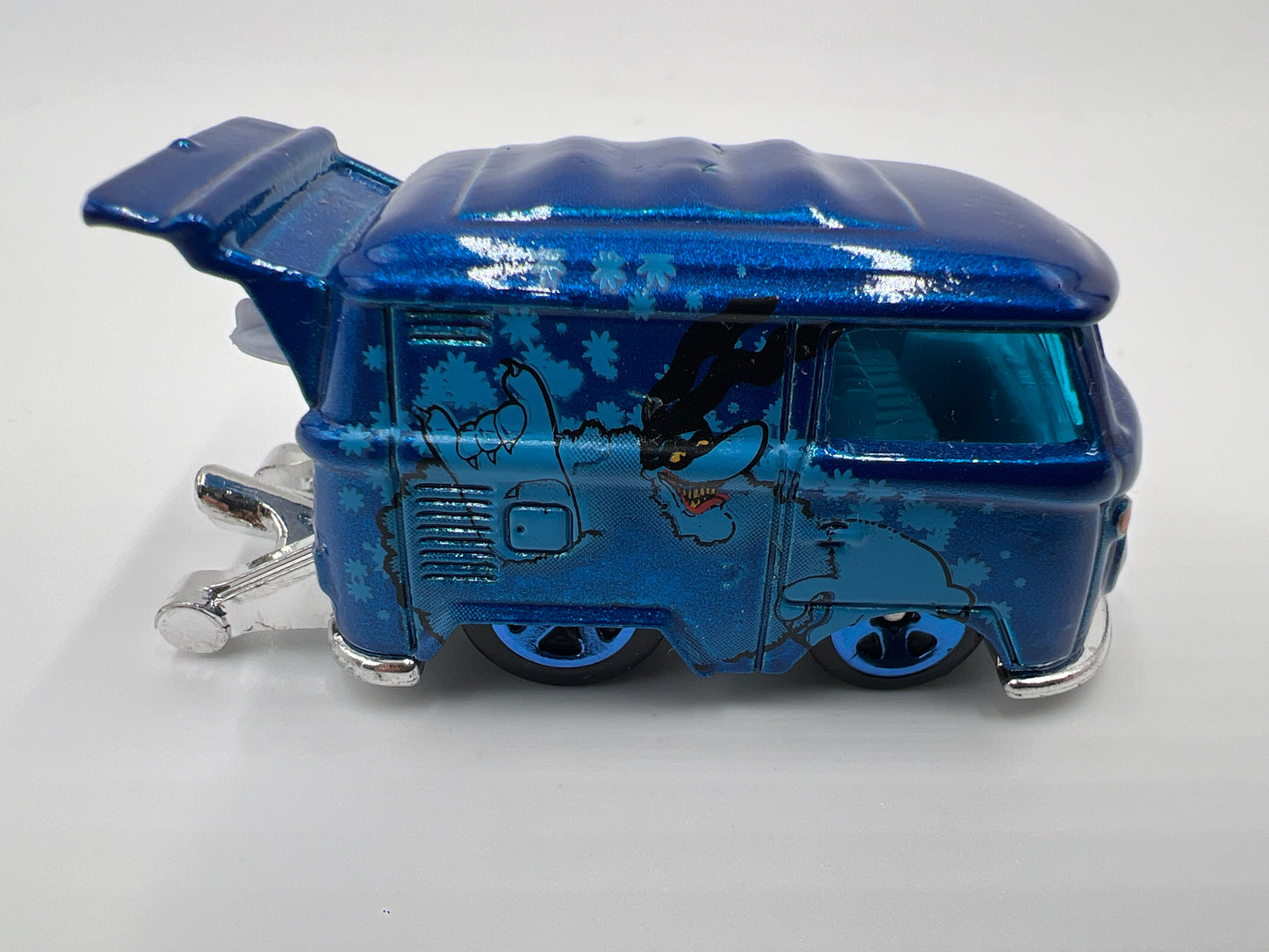 Hot Wheels 1/64 Kool Kombi The Beatles Blue Loose